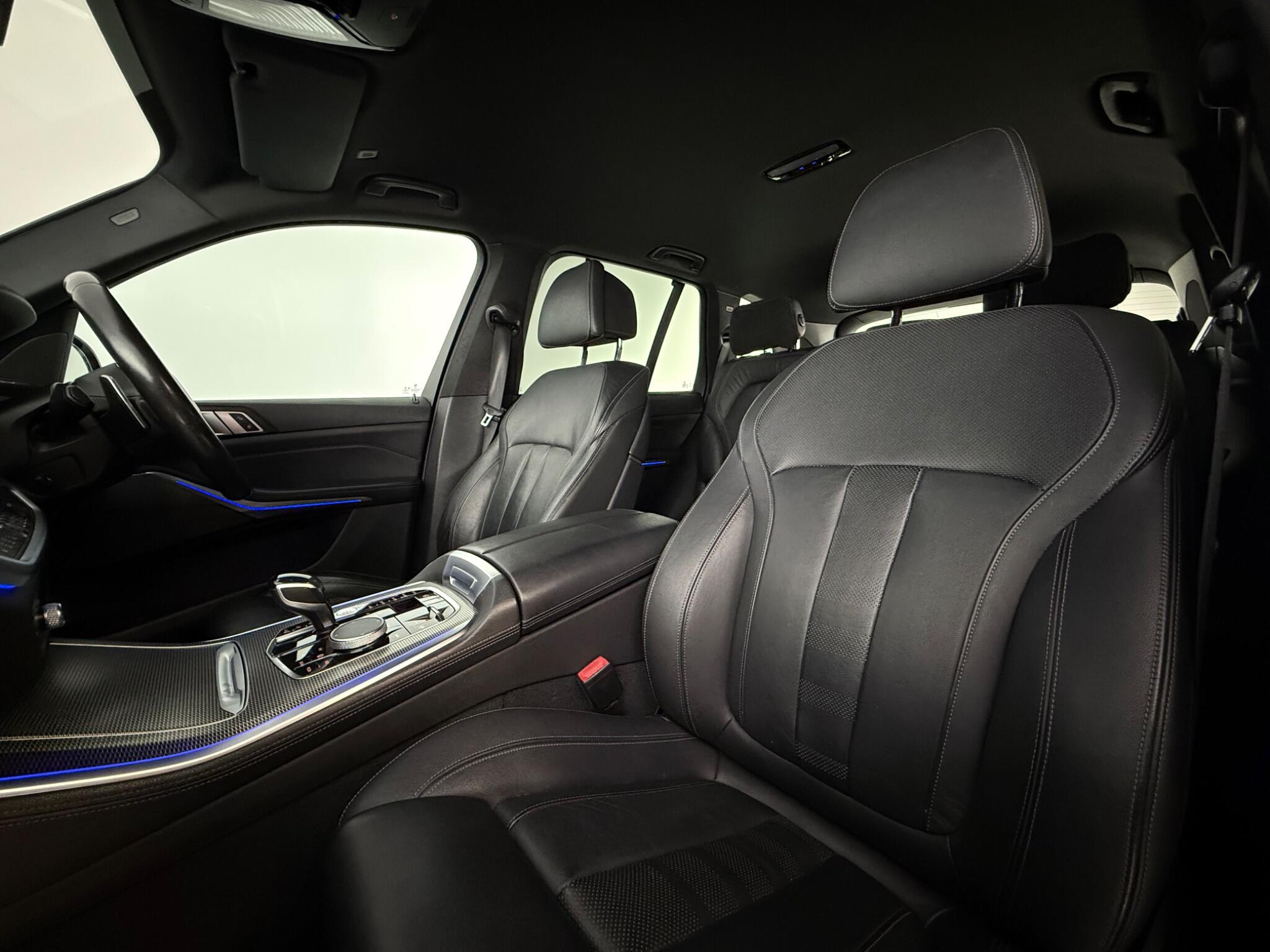 BMW X5 view 42
