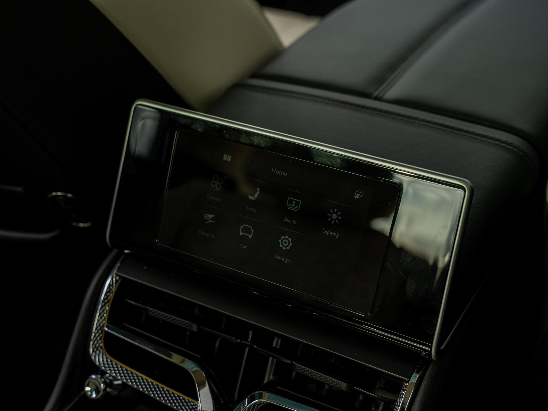 Bentley Flying Spur view 27