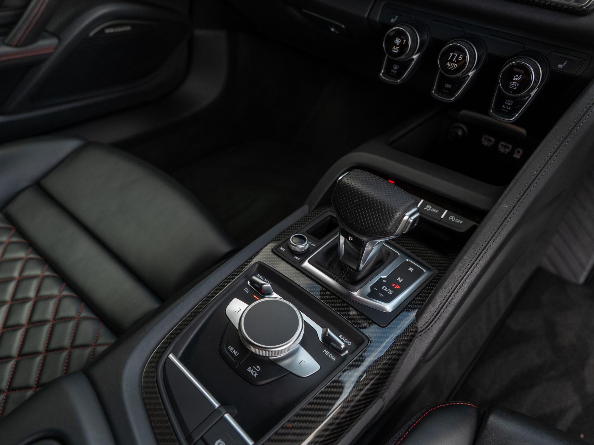 Audi R8 view 52