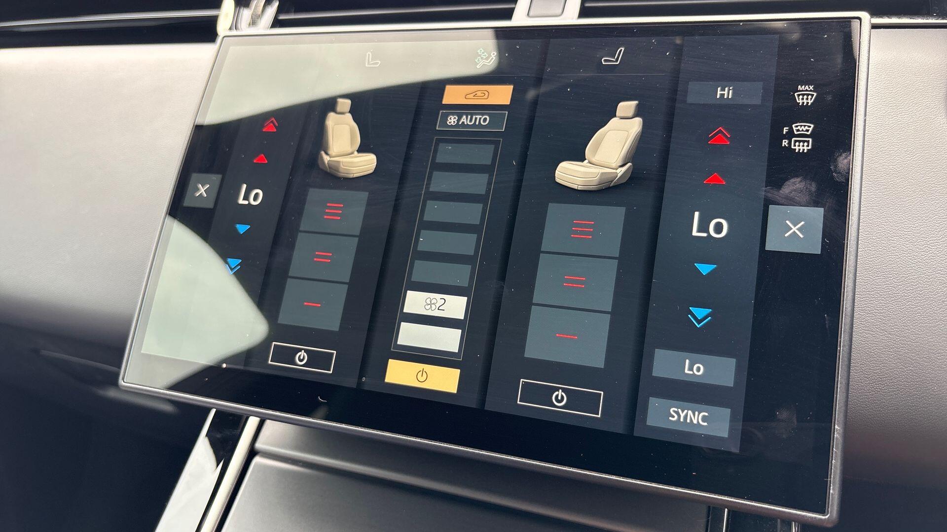 Land Rover Range Rover Evoque view 39