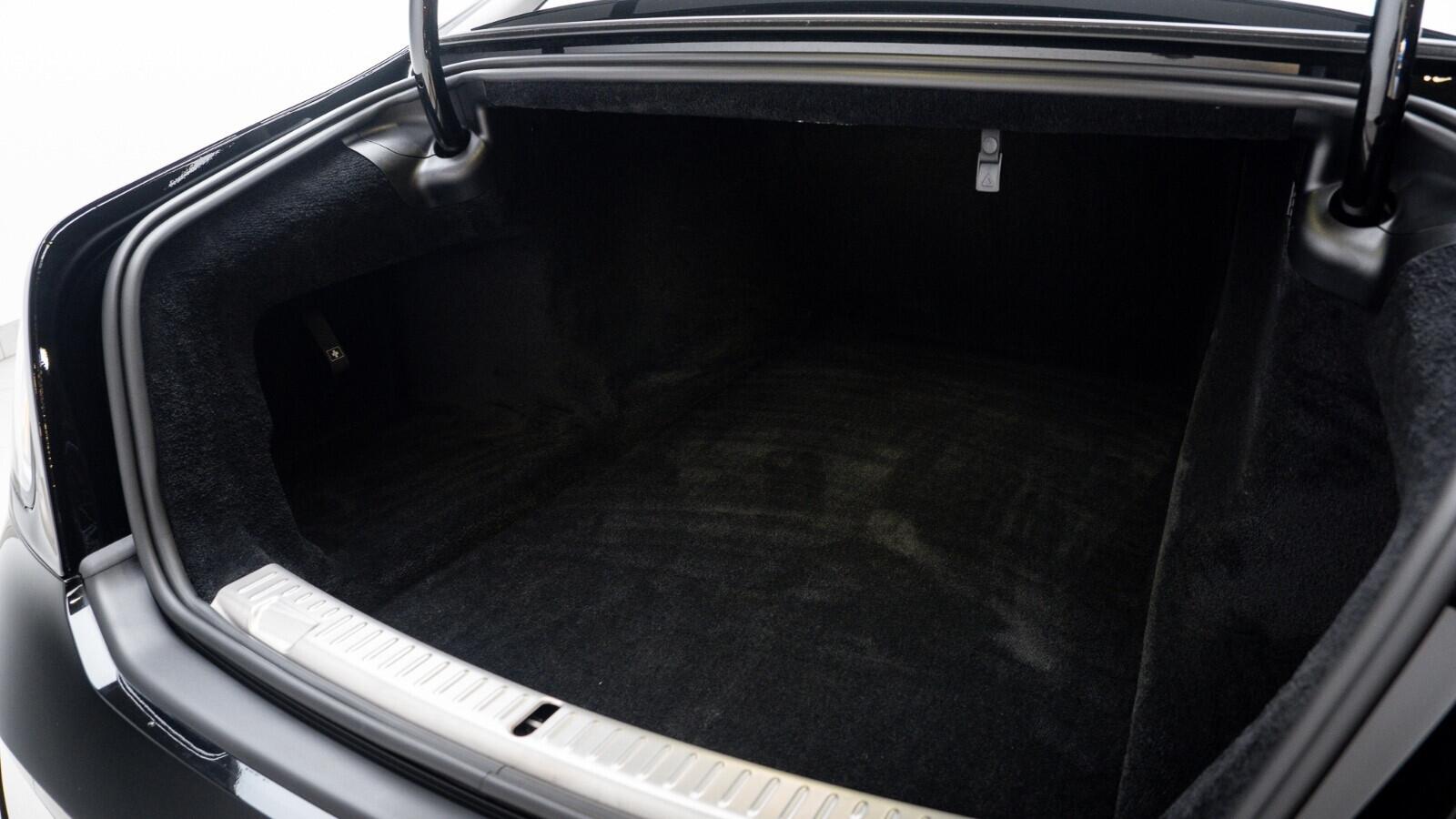 Rolls-Royce Ghost view 59