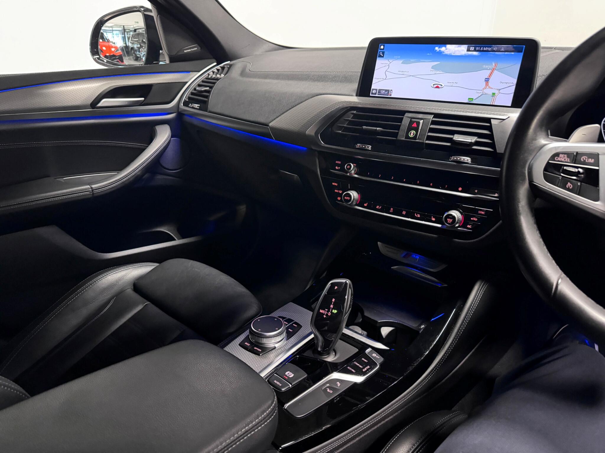 BMW X4 view 33