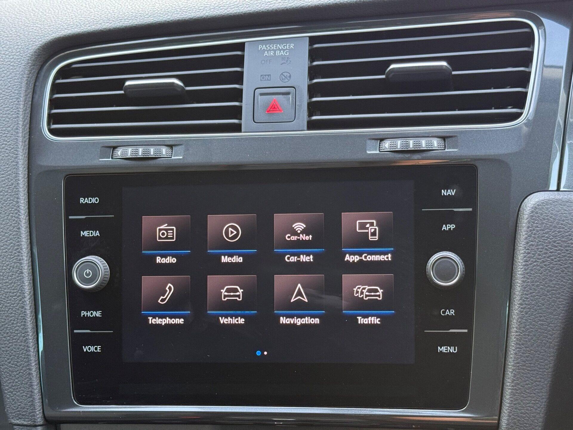 Volkswagen Golf view 43
