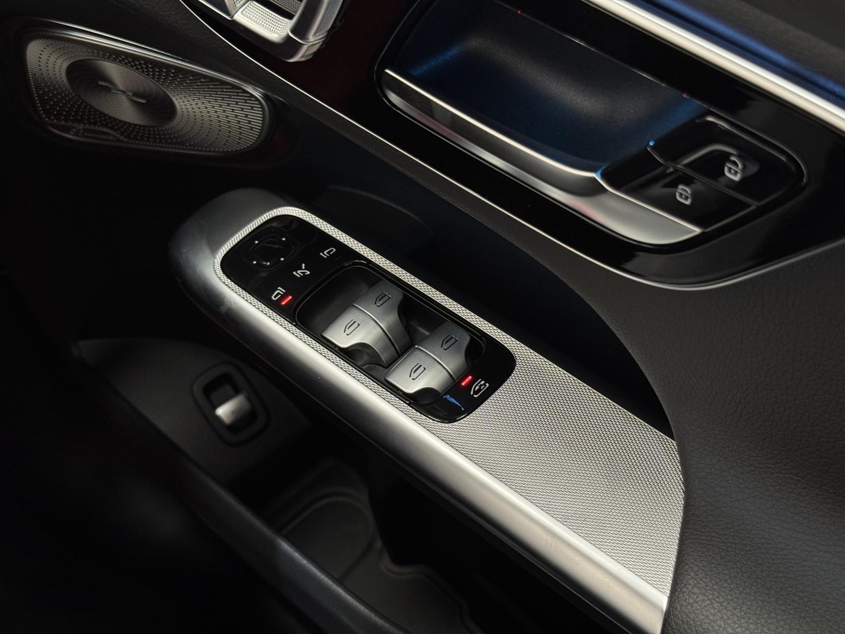 Mercedes-Benz GLC view 56