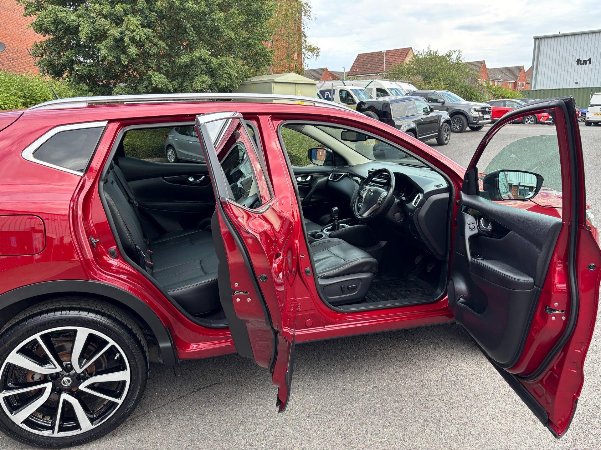 Nissan Qashqai view 17