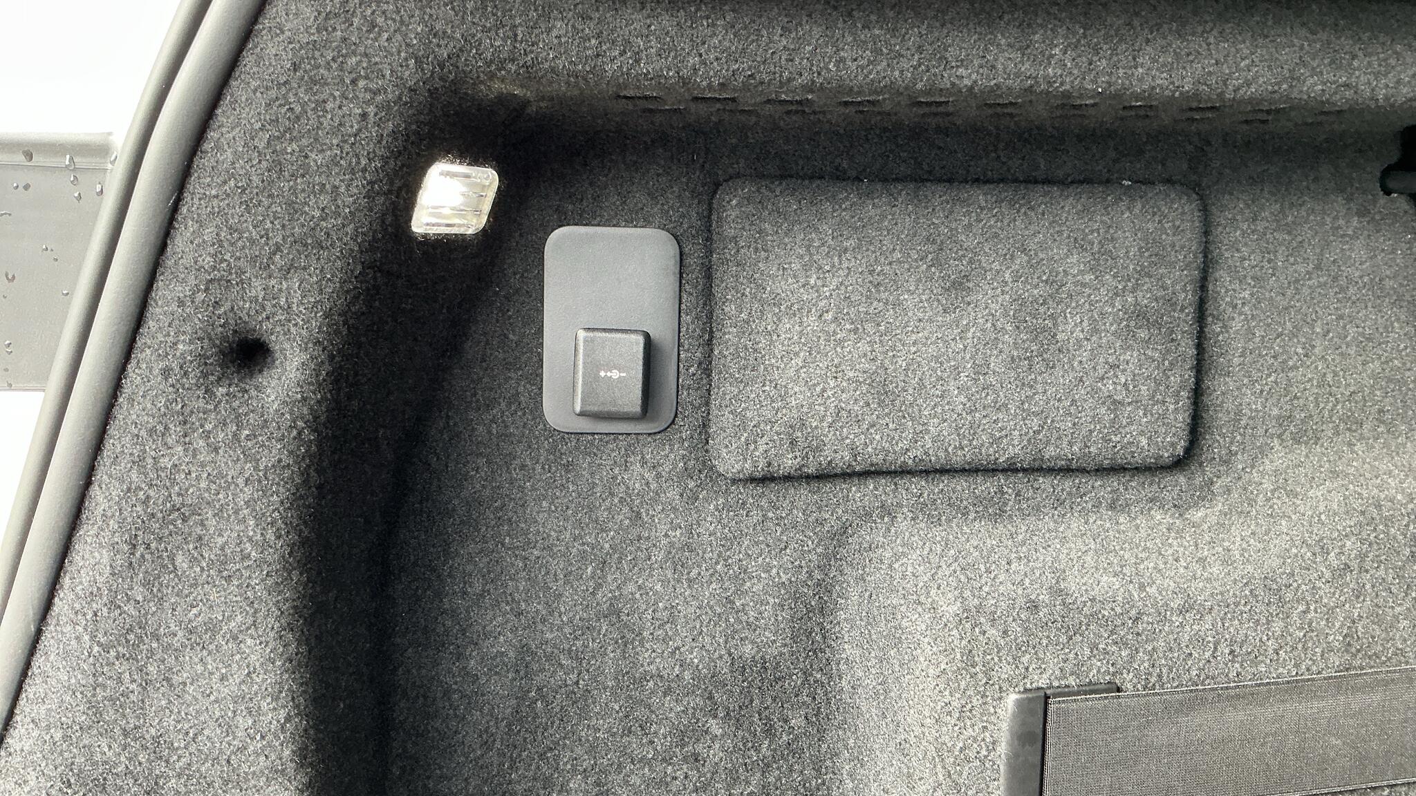 Land Rover Range Rover Evoque view 35