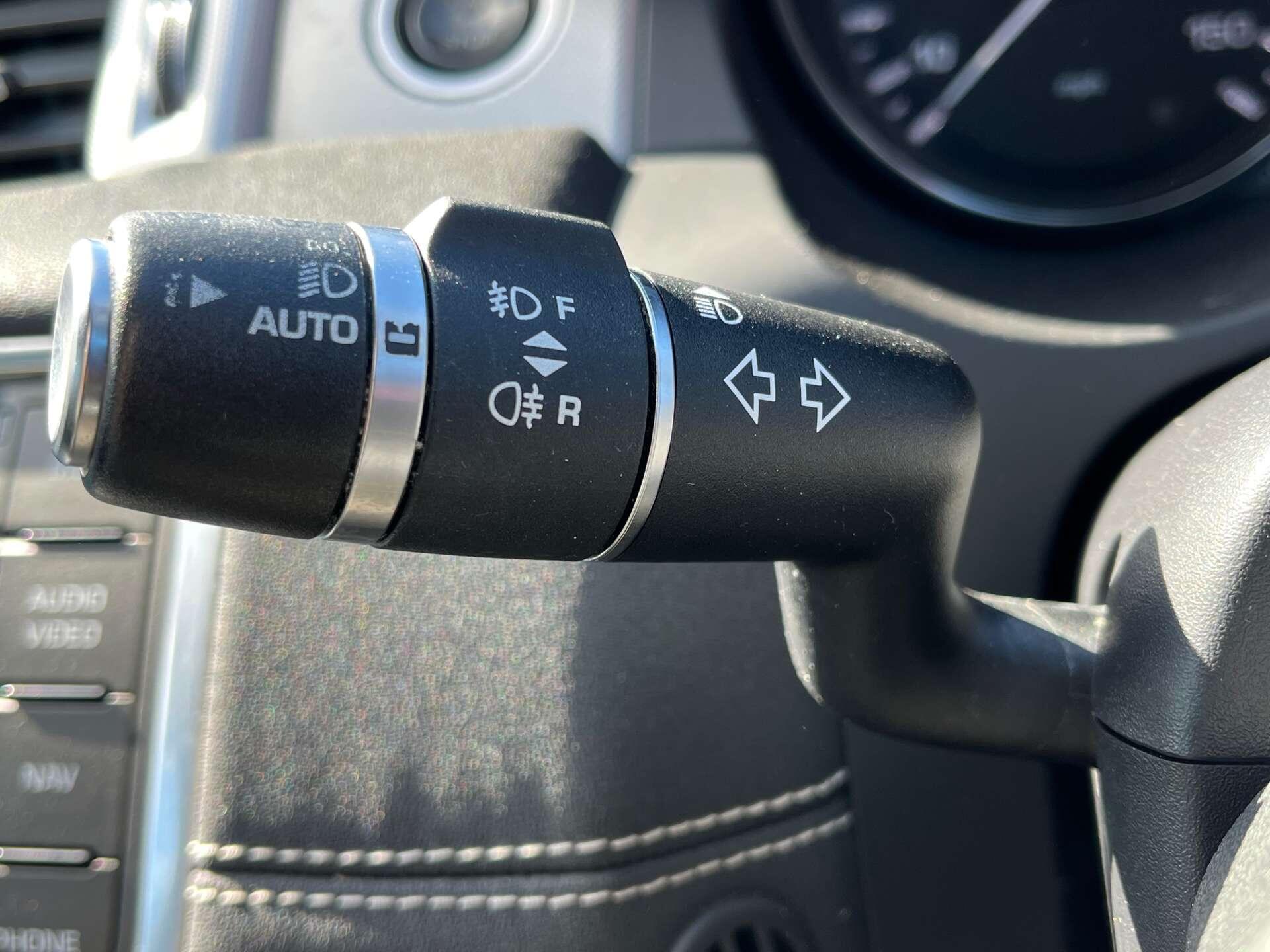 Land Rover Range Rover Evoque view 17