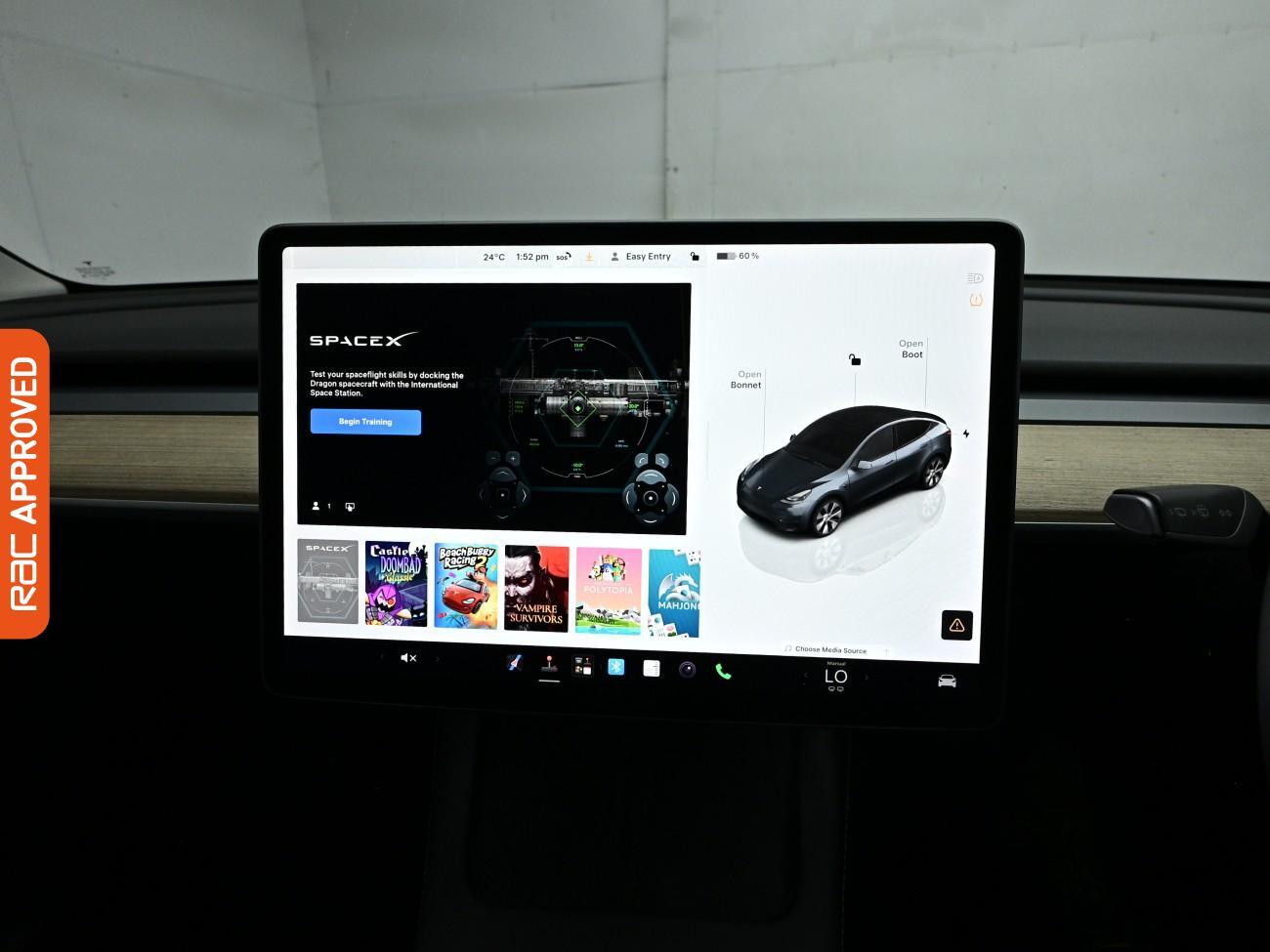 Tesla Model Y view 18