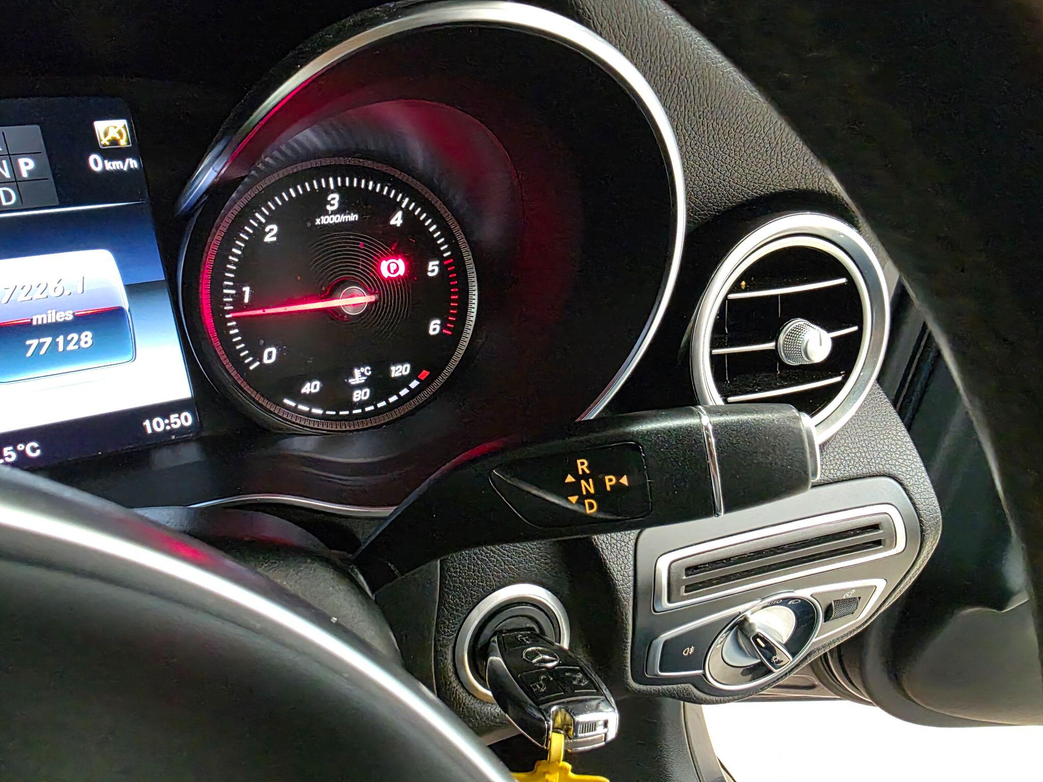 Mercedes-Benz GLC view 20