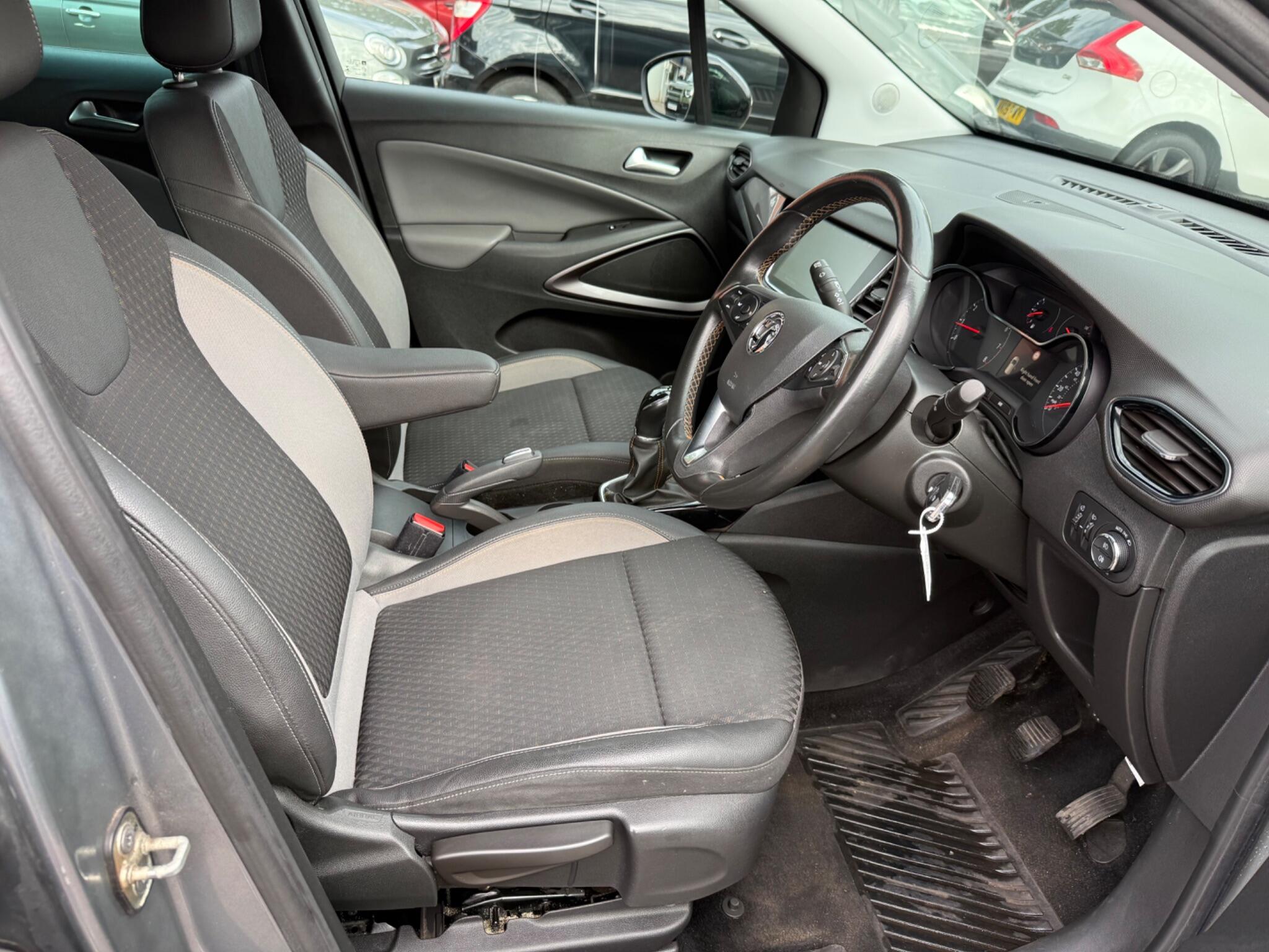 Vauxhall Crossland X view 21