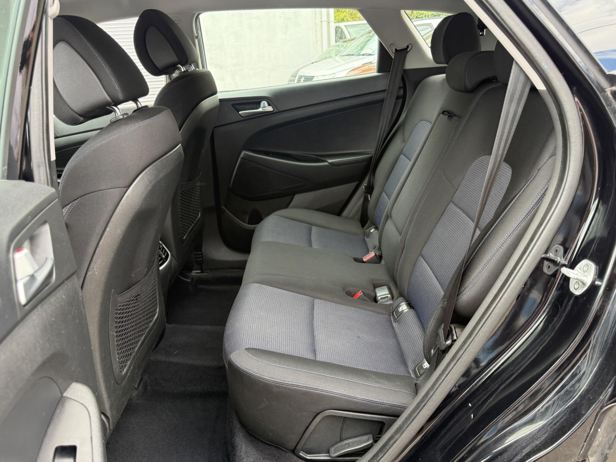 Hyundai TUCSON - Image 50