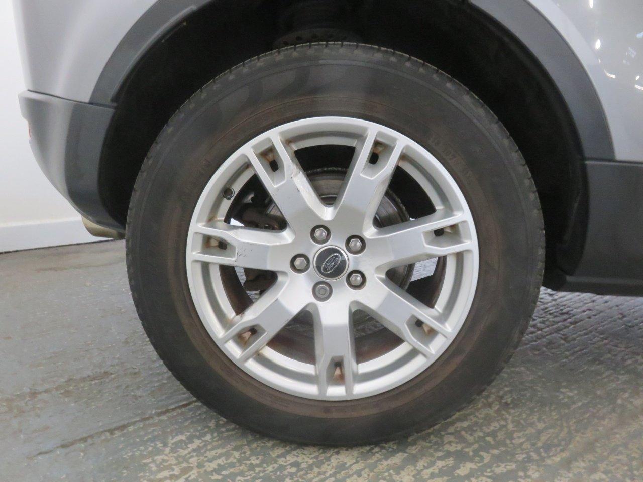 Land Rover Range Rover Evoque view 58