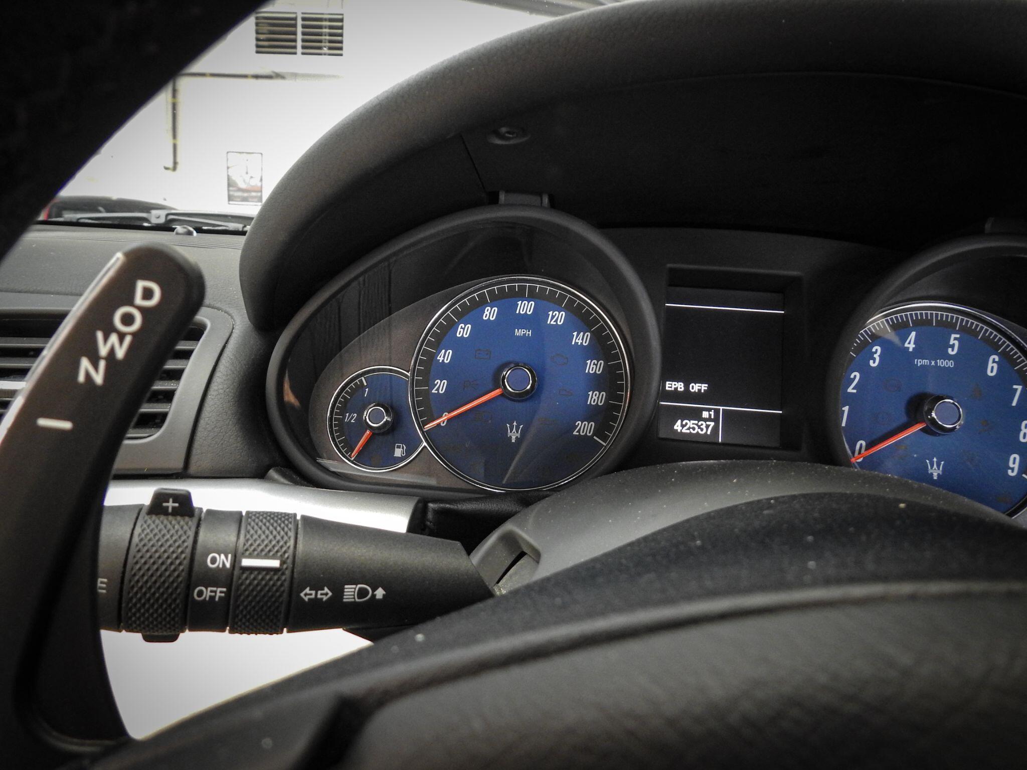 Maserati Grancabrio view 35