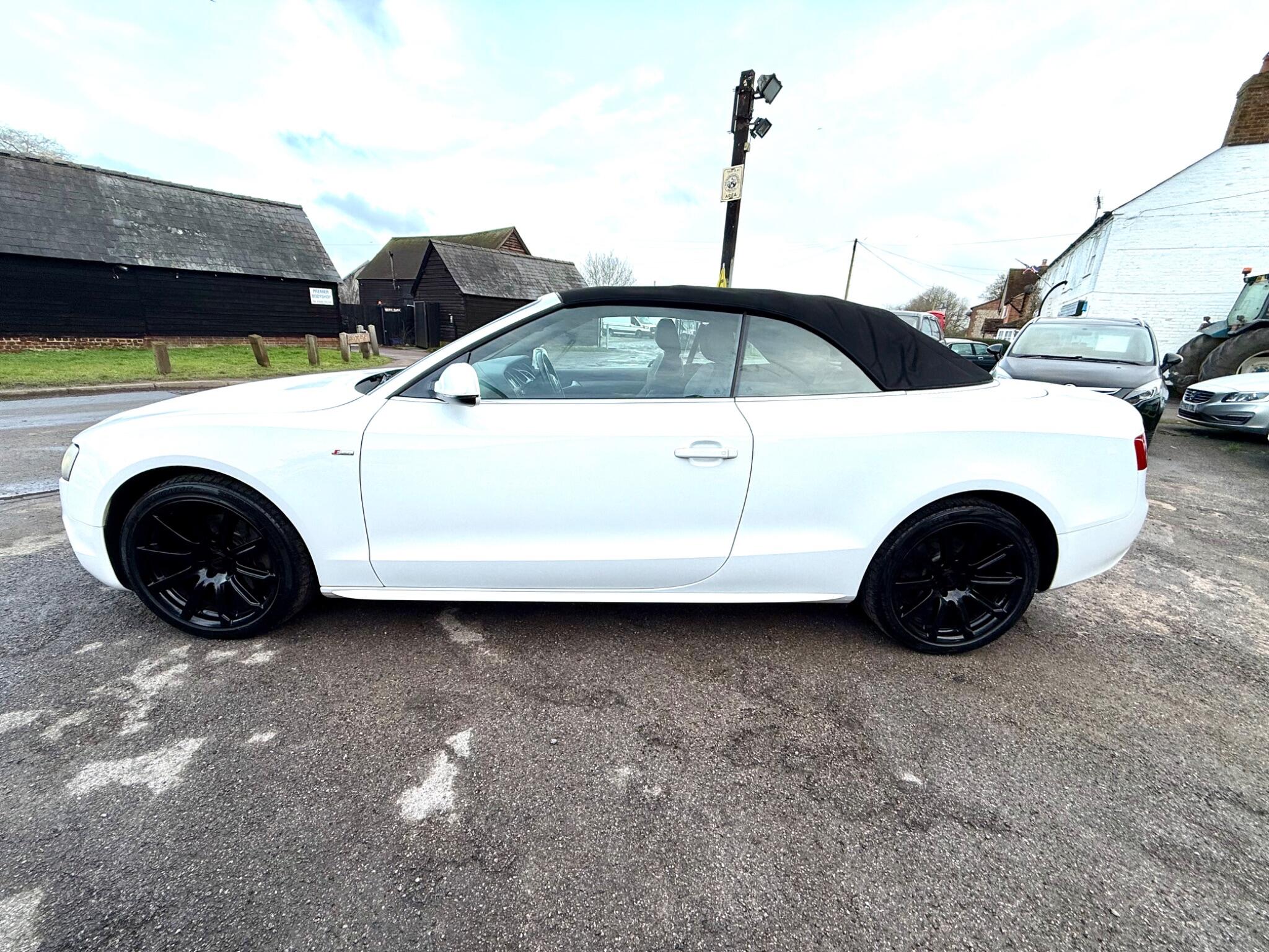 2009 Audi A5 Cabriolet image 14