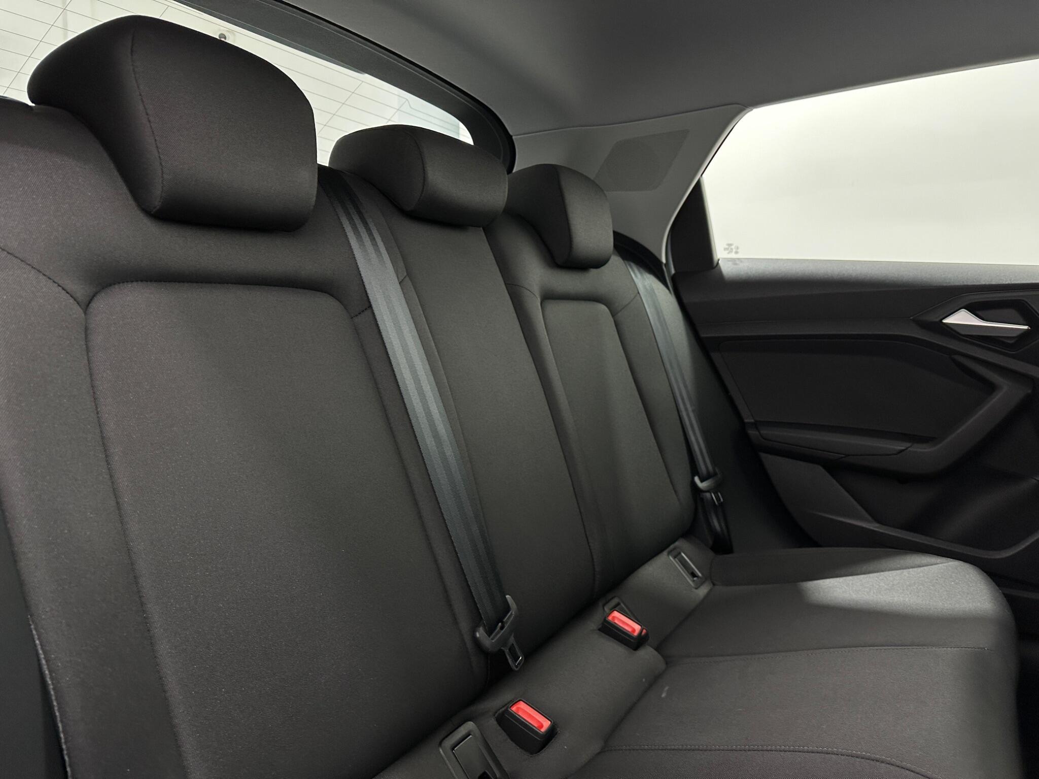 Audi A1 view 40