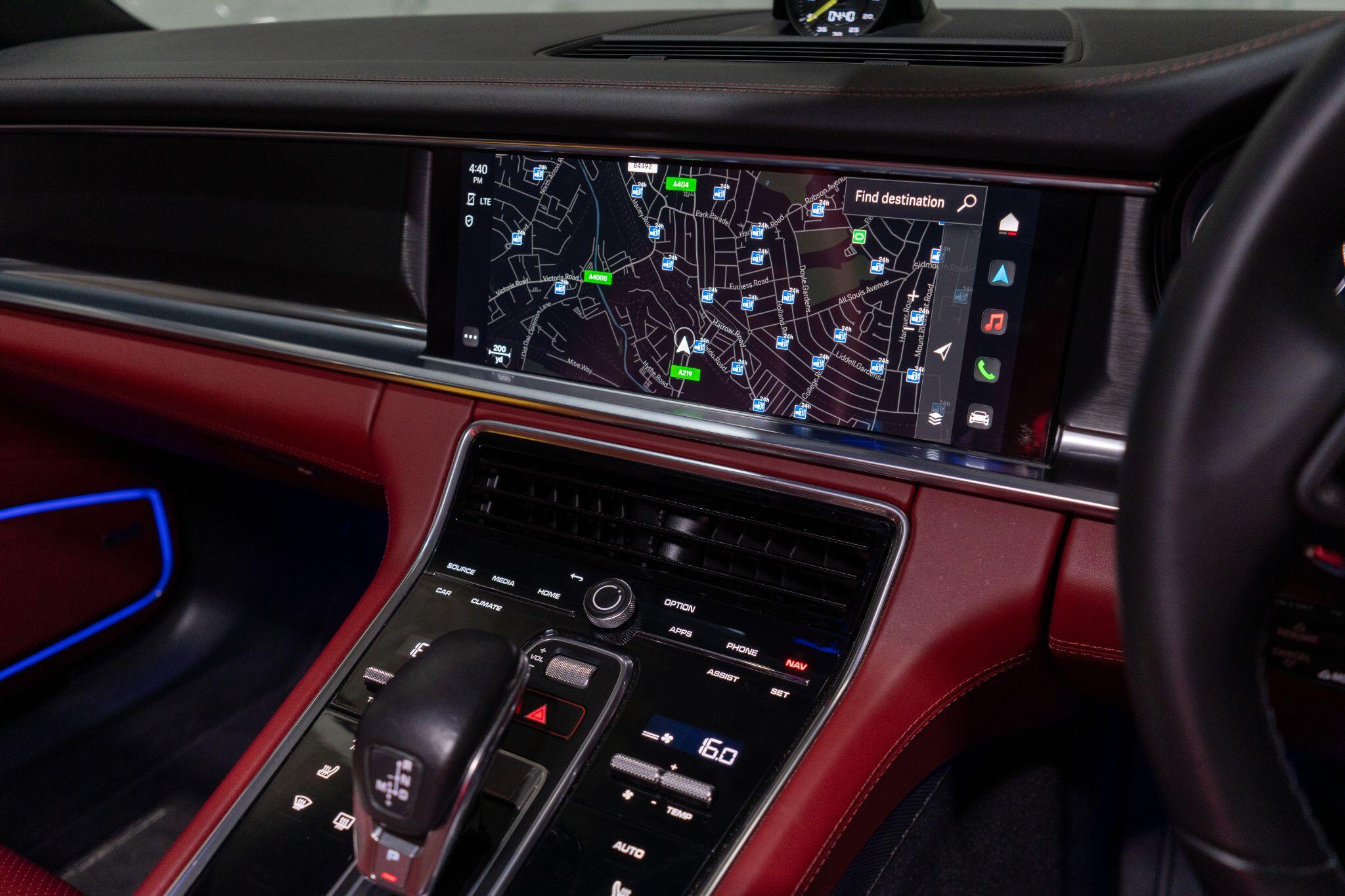 Porsche Panamera view 18