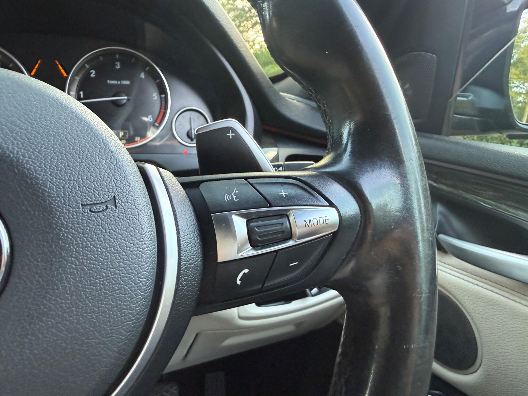 BMW X5 view 16
