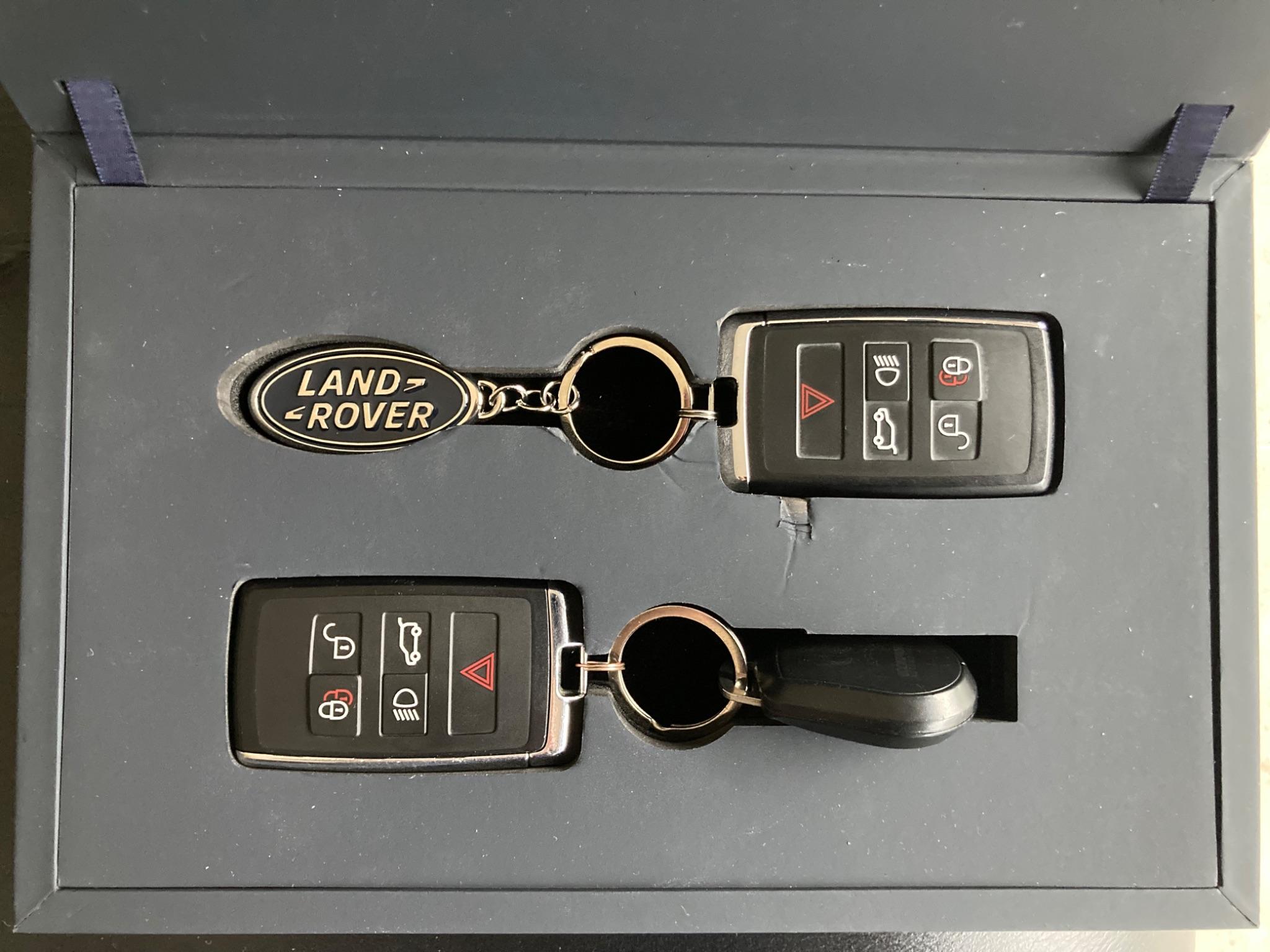 Land Rover Range Rover view 64