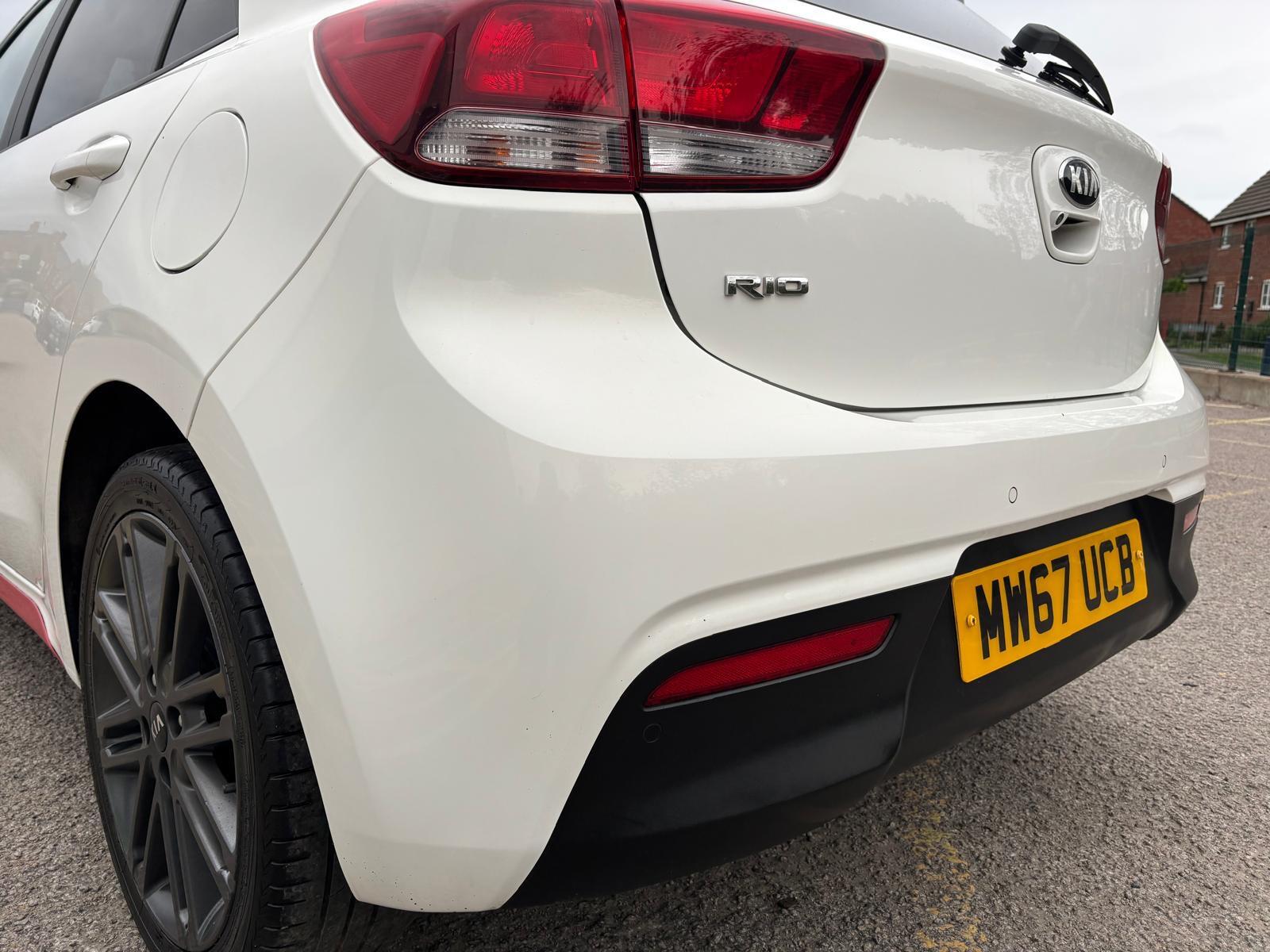 Kia Rio view 38