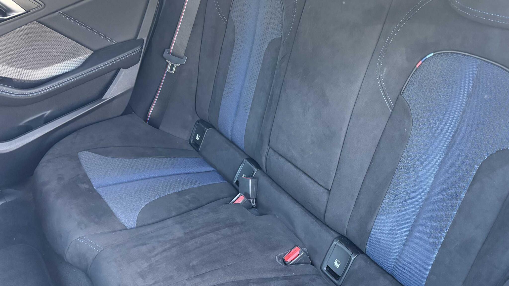 BMW 2 Series view 13