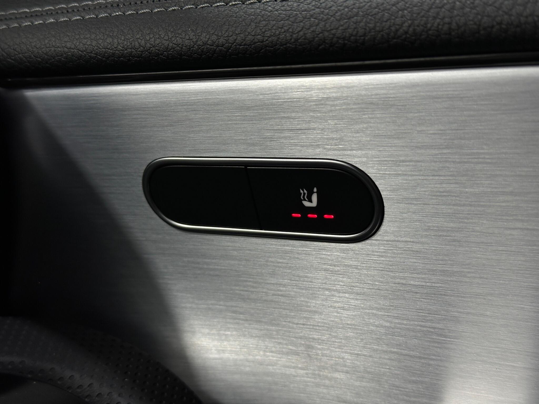 Mercedes-Benz Mercedes-Benz CLA view 20