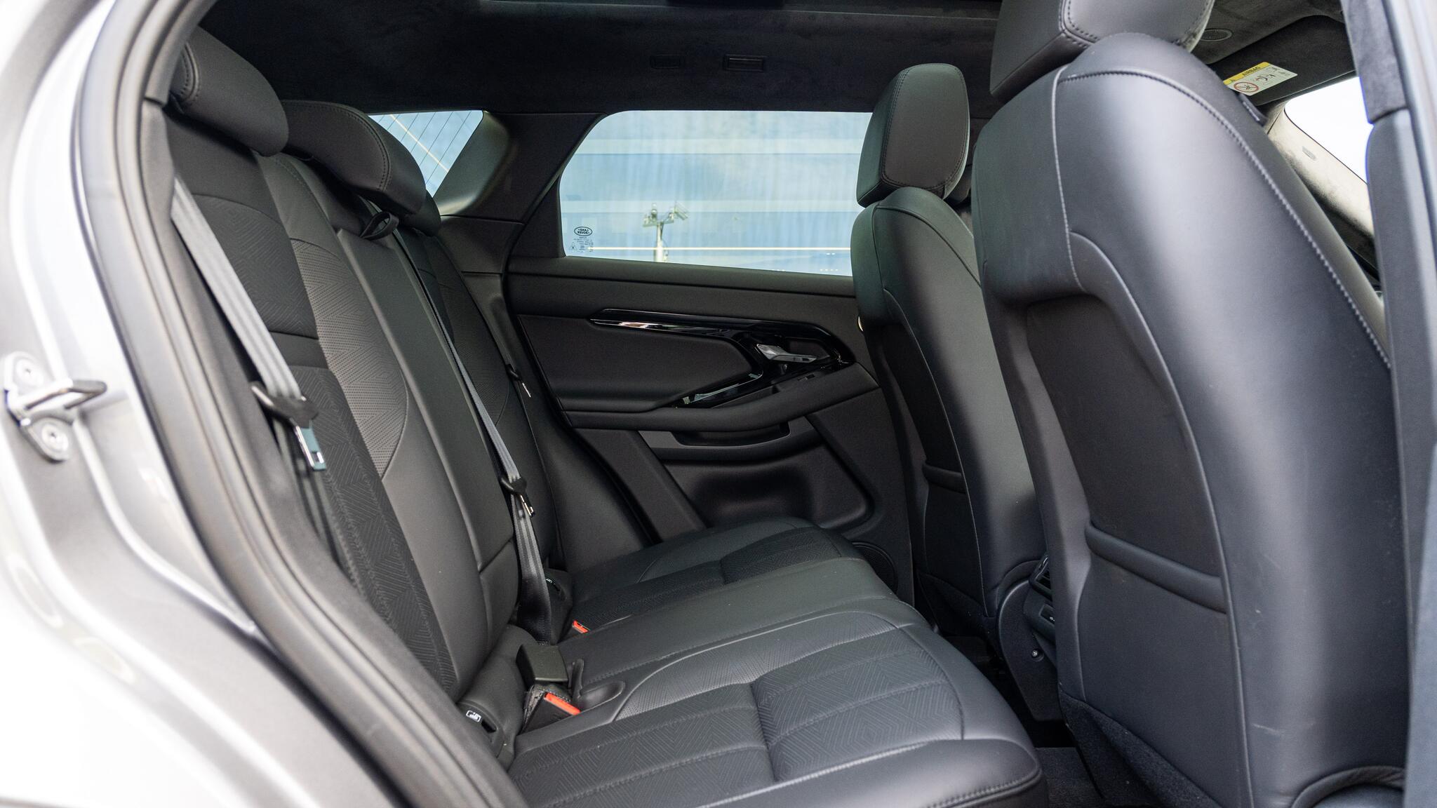 Land Rover Range Rover Evoque view 54