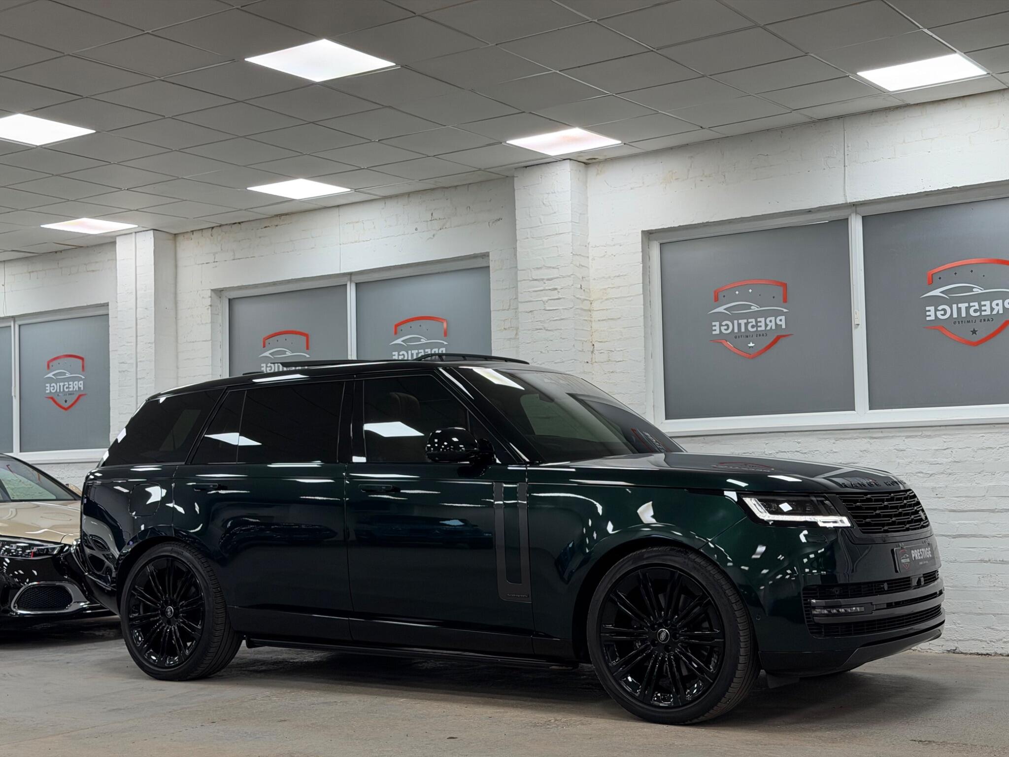 Land Rover Range Rover view 32