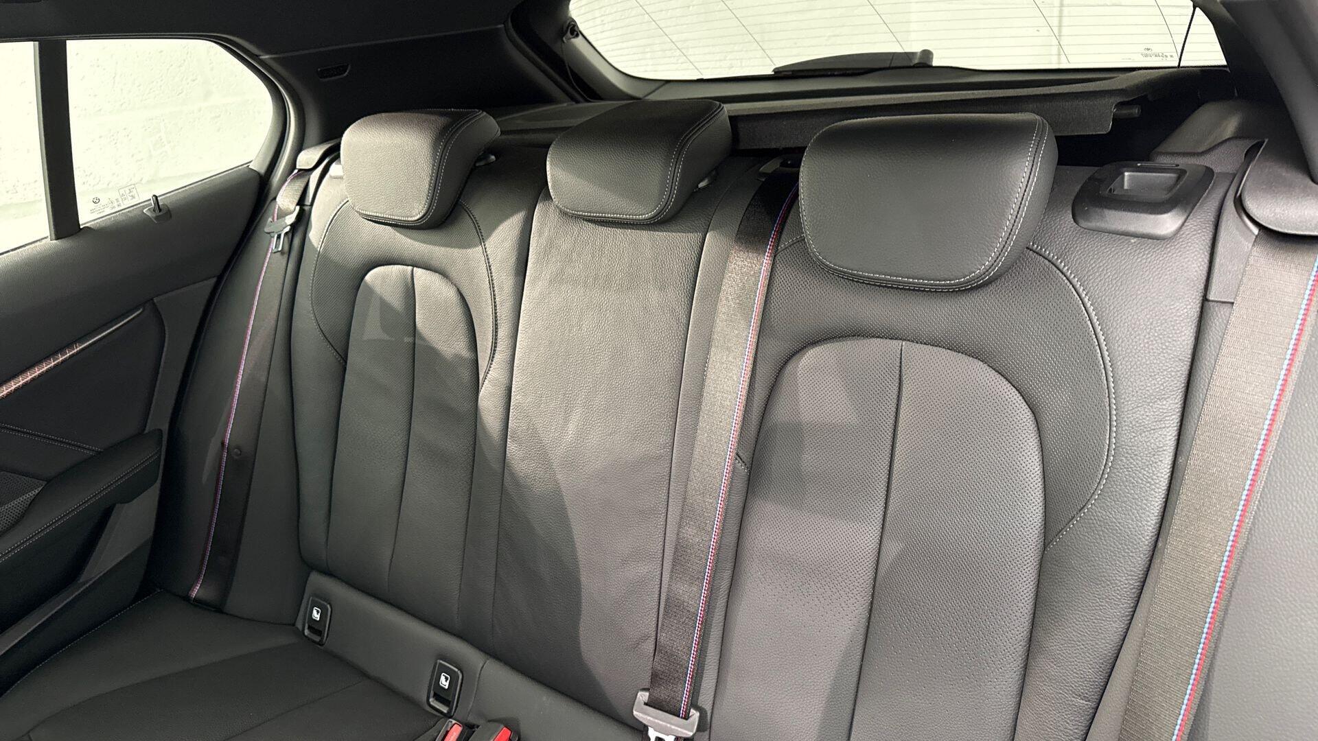 BMW 1 Series view 12