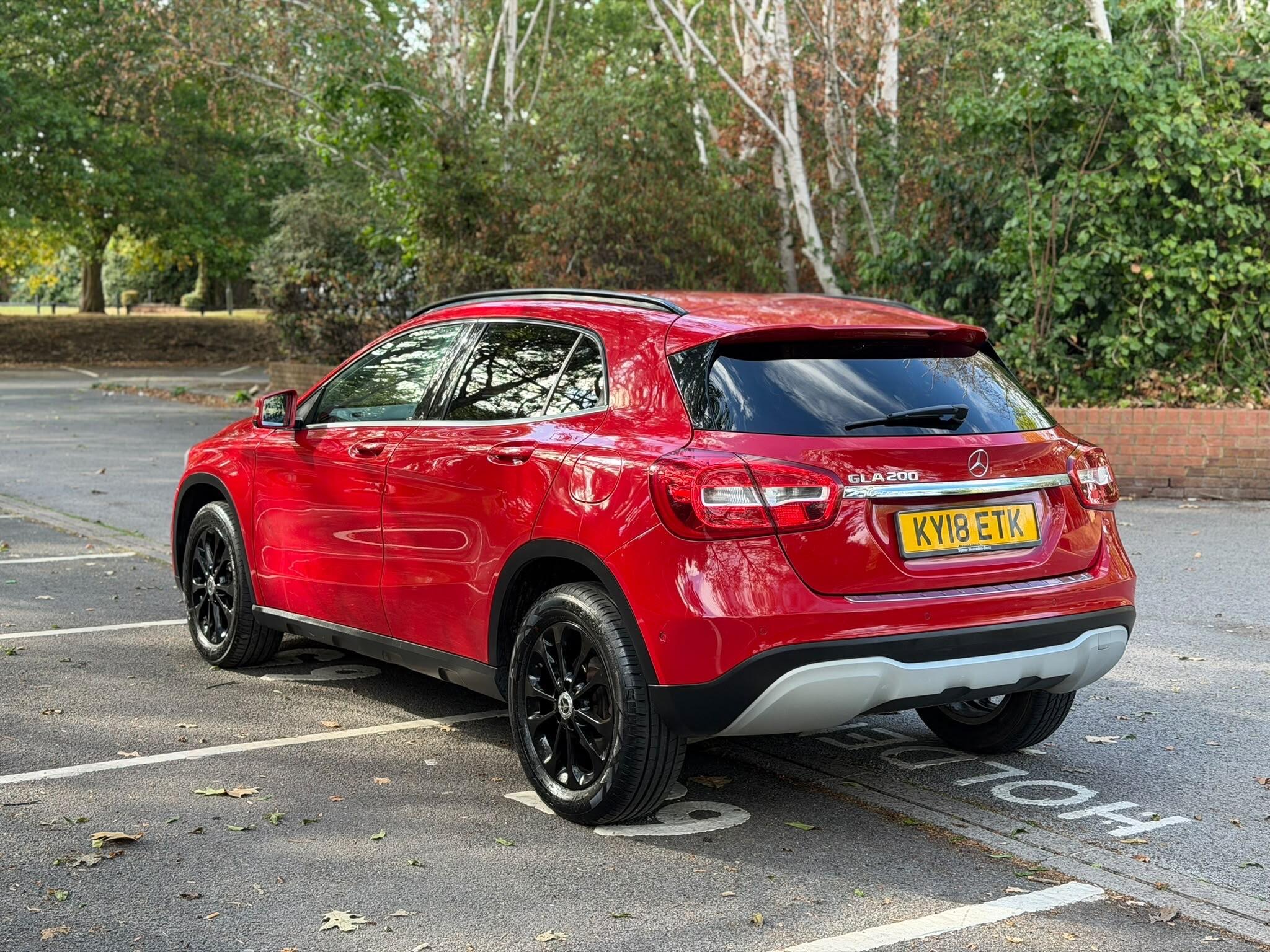 Mercedes-Benz Gla view 6