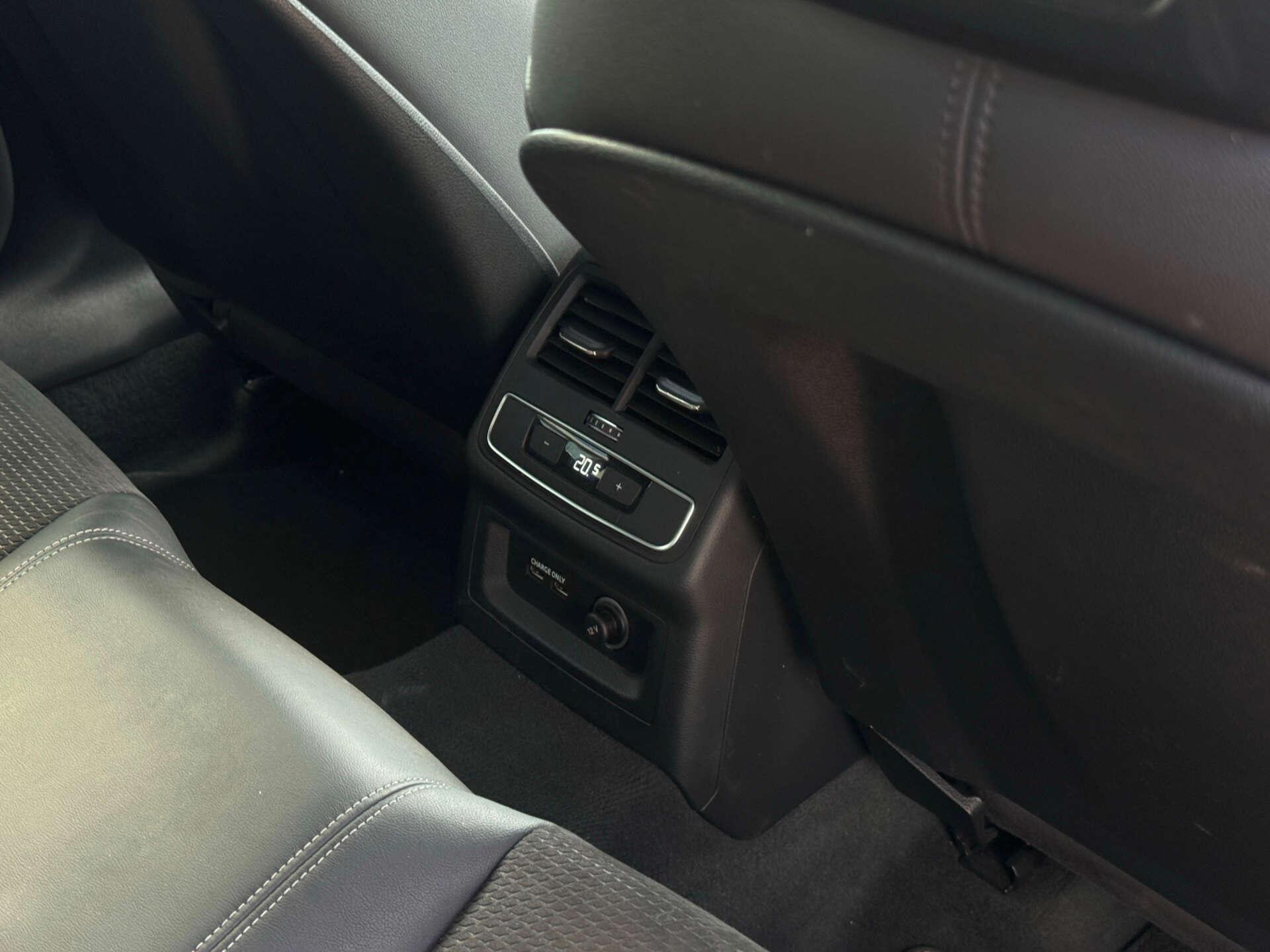 Audi A5 view 24