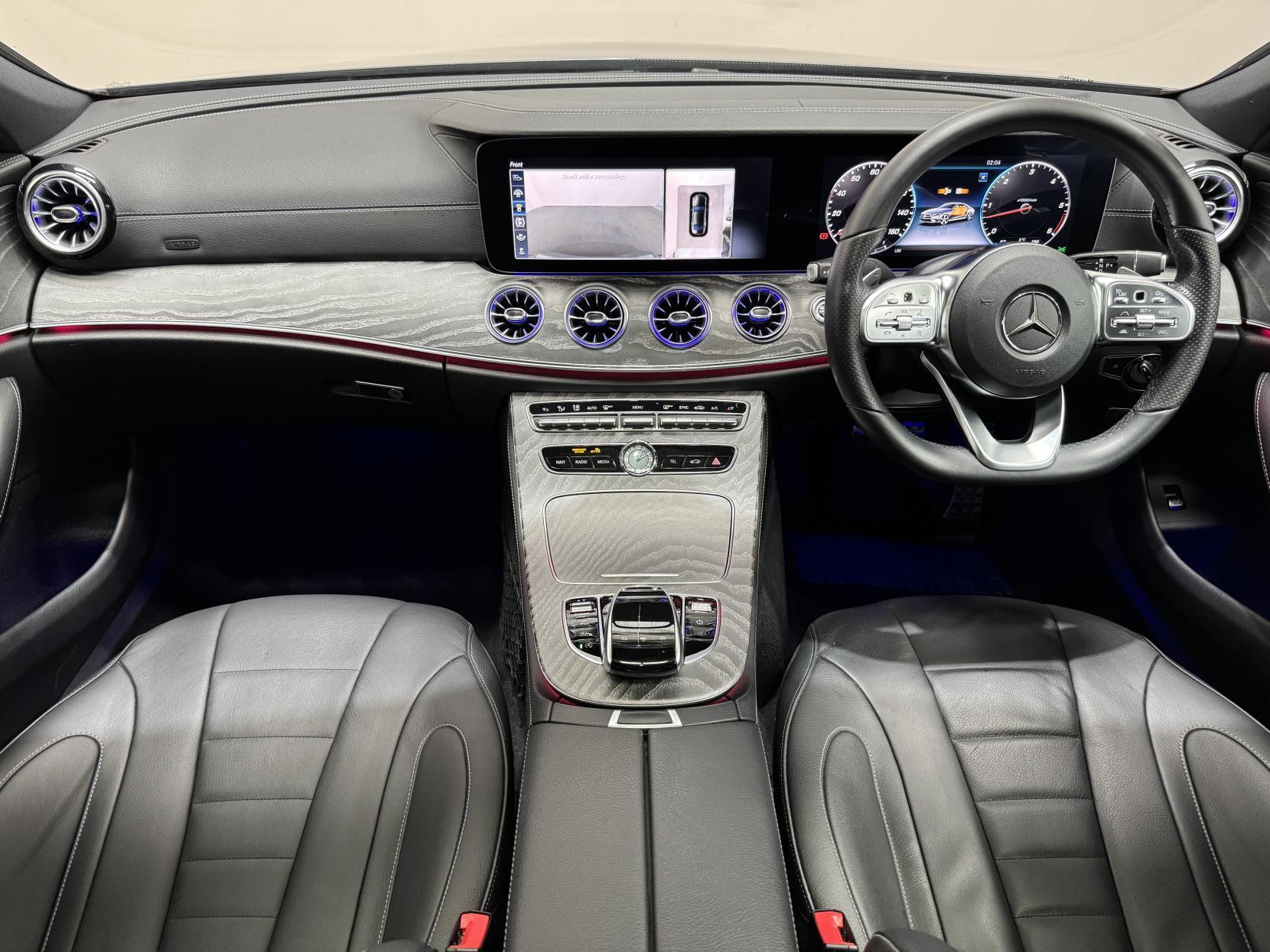 Mercedes-Benz CLS view 25