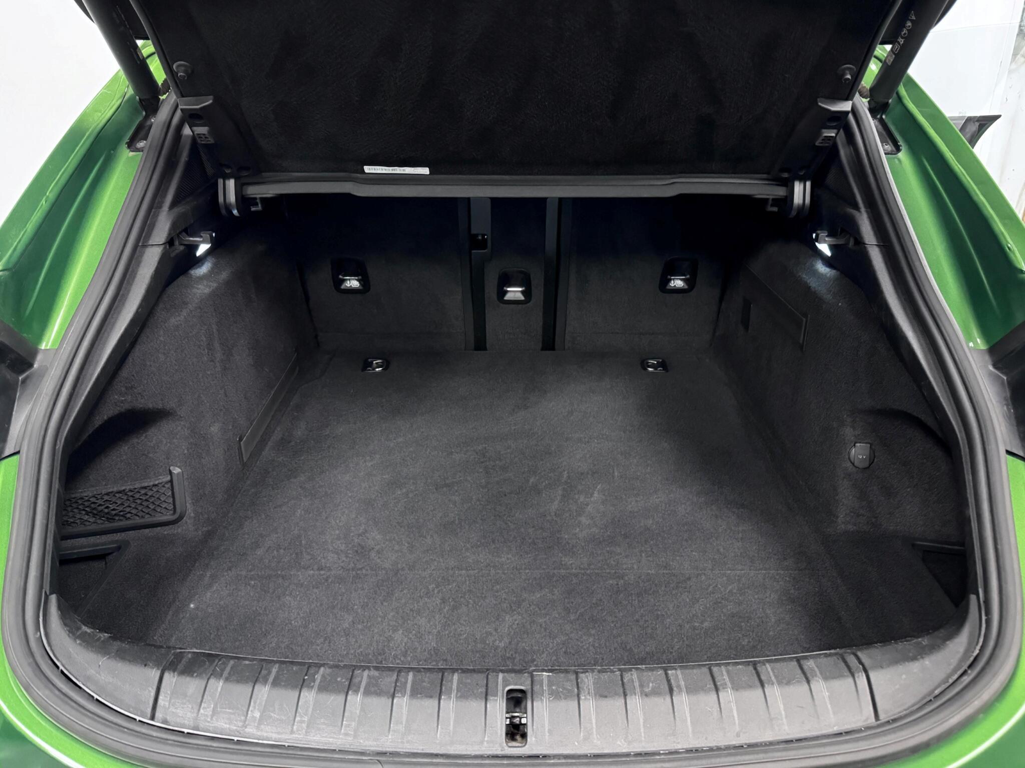 Porsche Taycan view 9