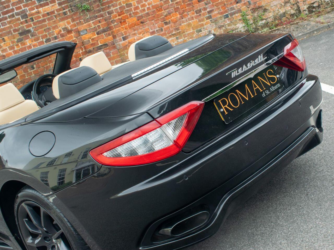 Maserati Grancabrio view 31