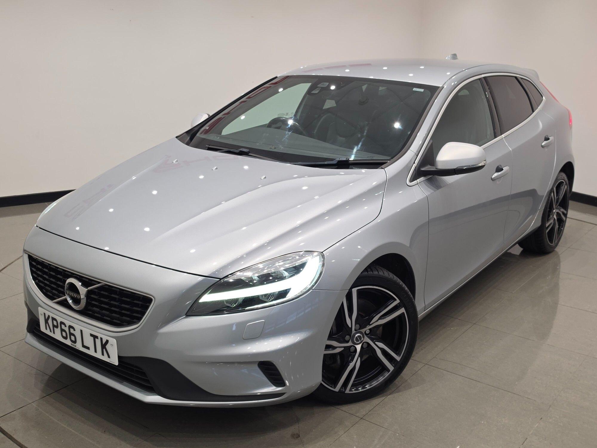 Volvo V40 view 43