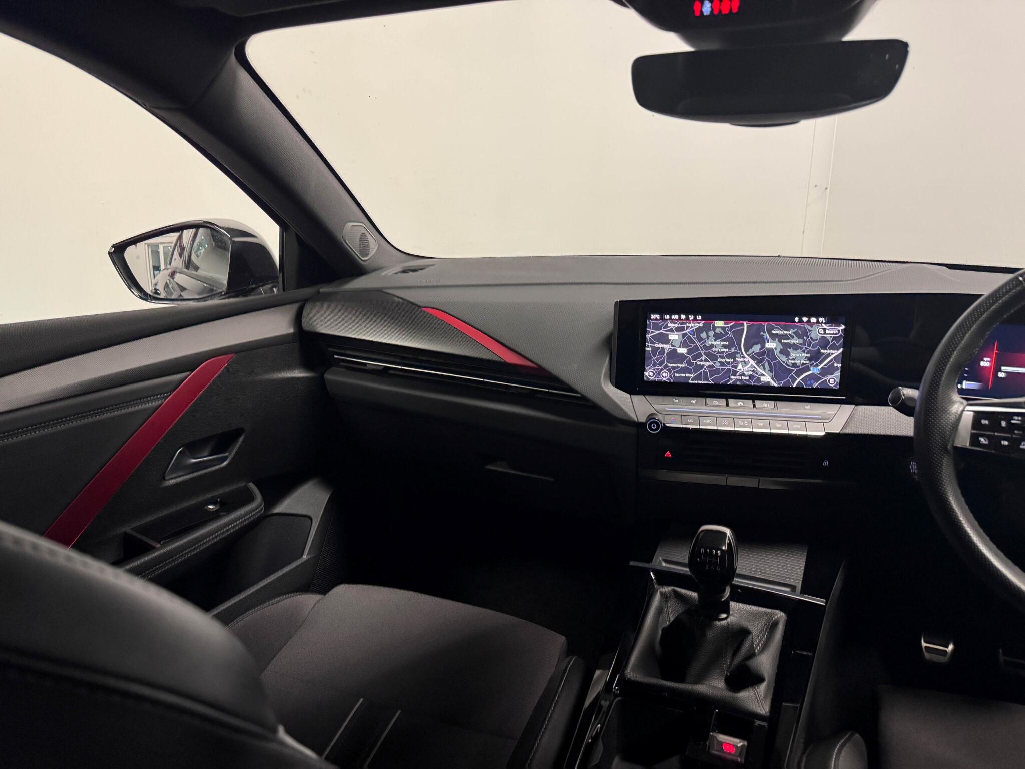 Vauxhall Astra view 24