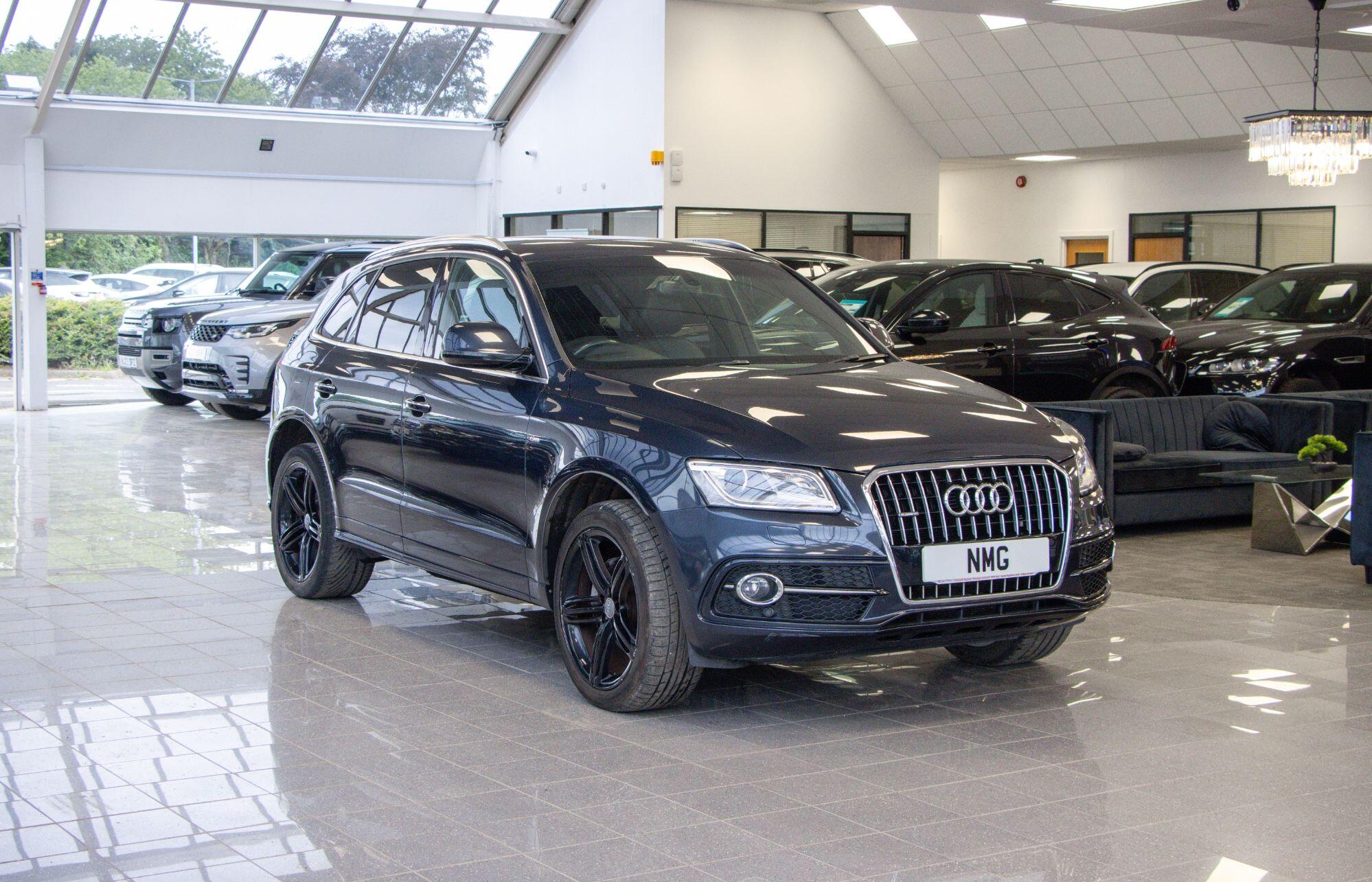 Audi Q5 view 7