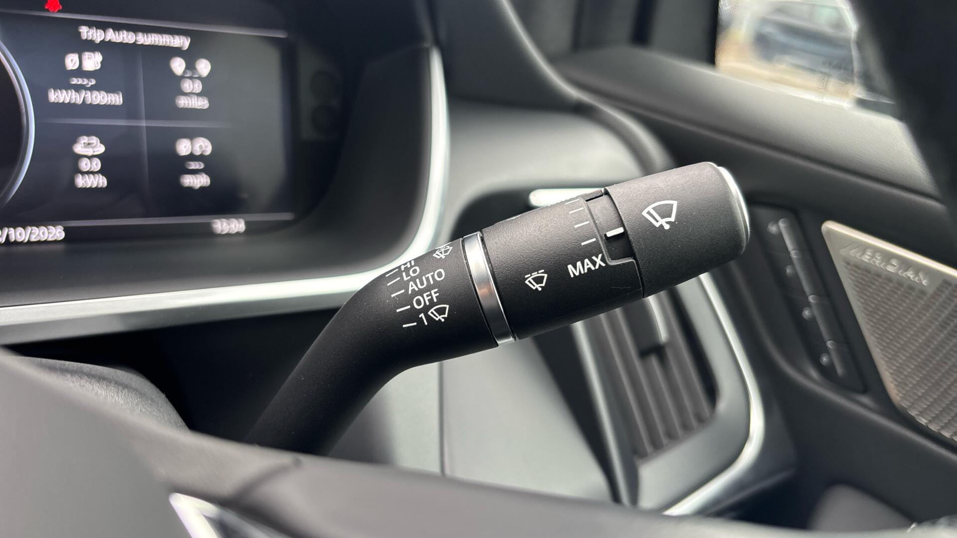 Jaguar I-Pace view 28