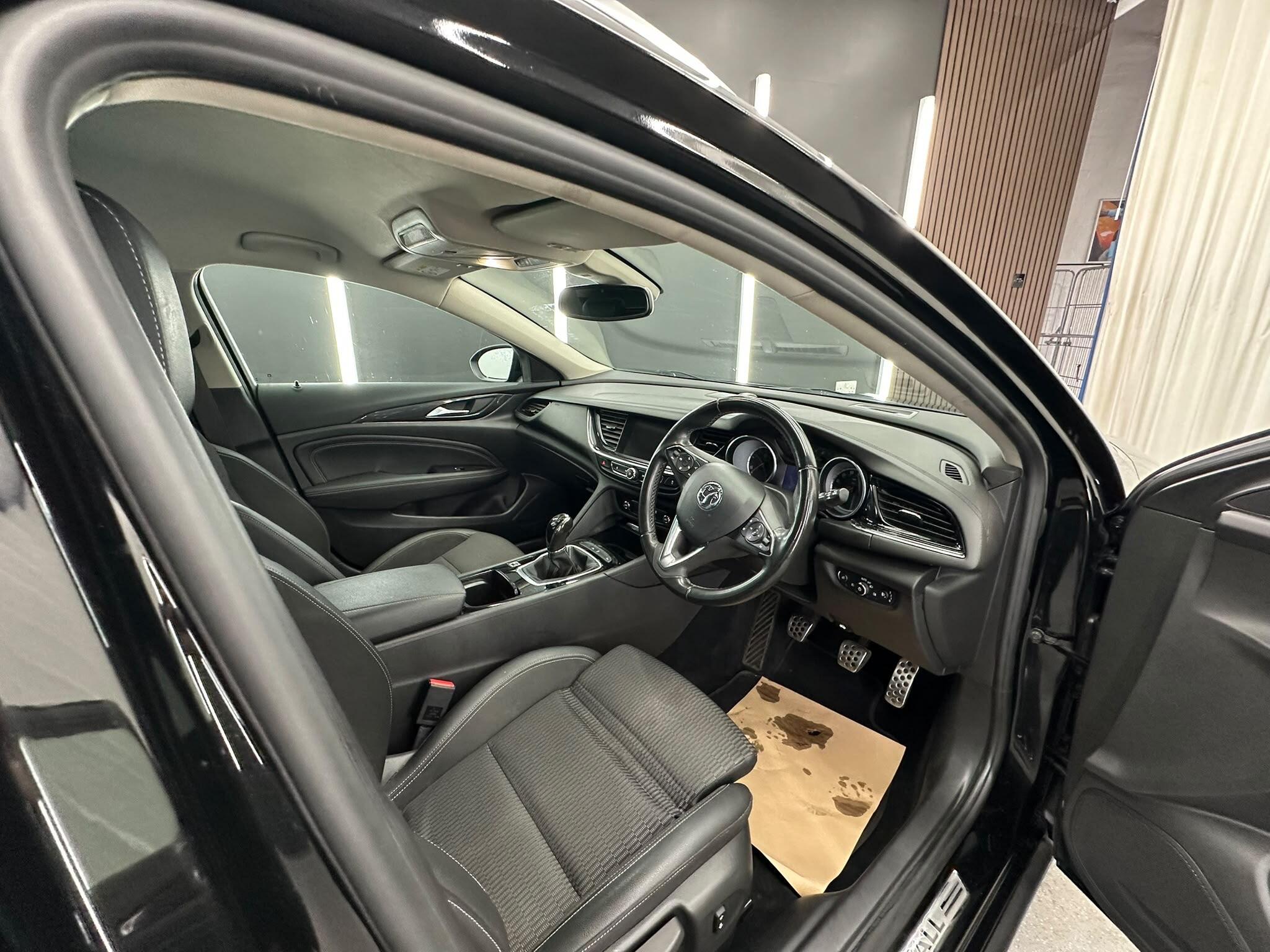 Vauxhall Insignia view 24