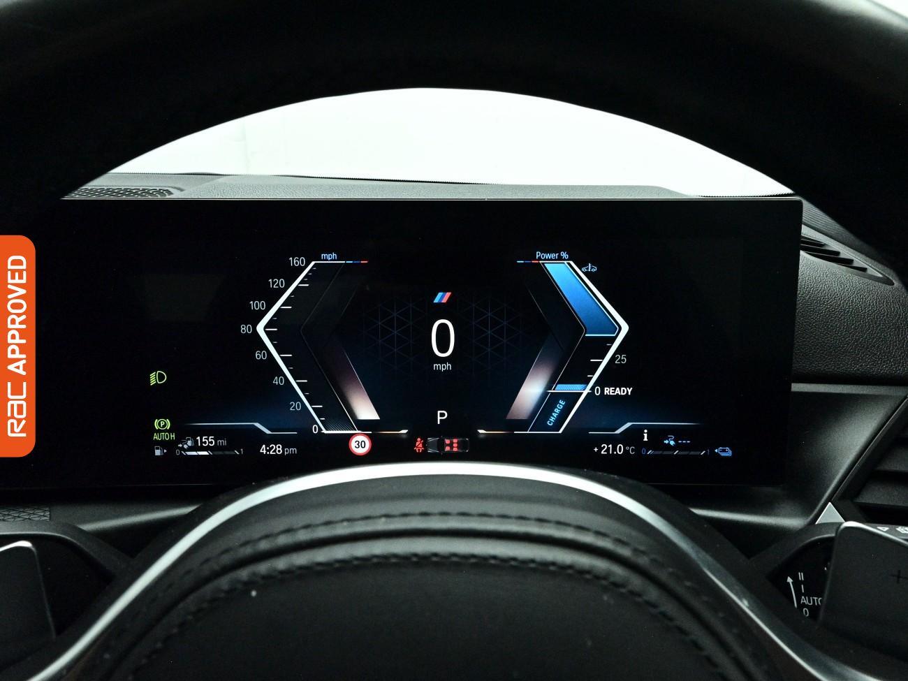 BMW 3 Series view 12