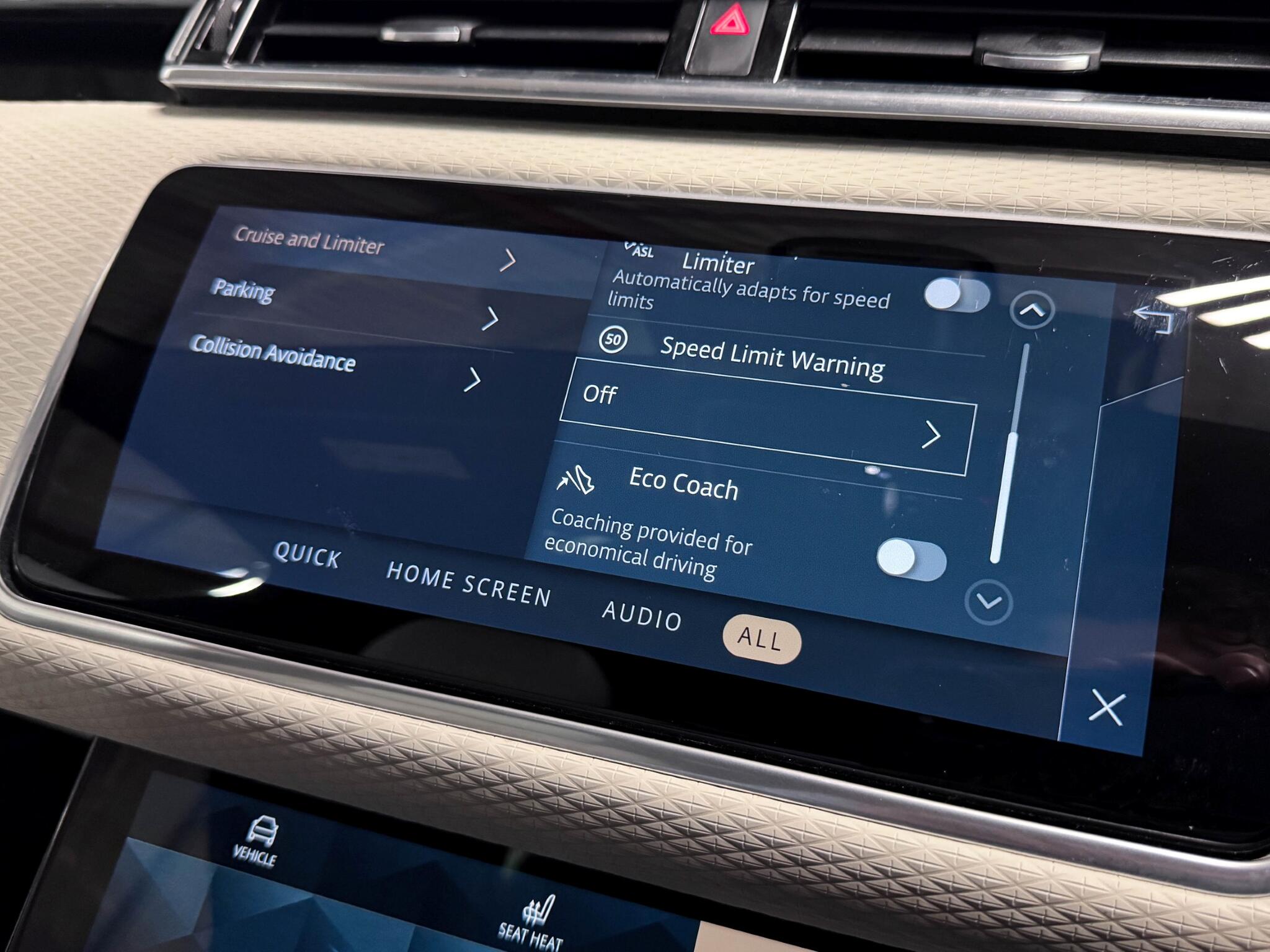 Land Rover Range Rover Velar view 65