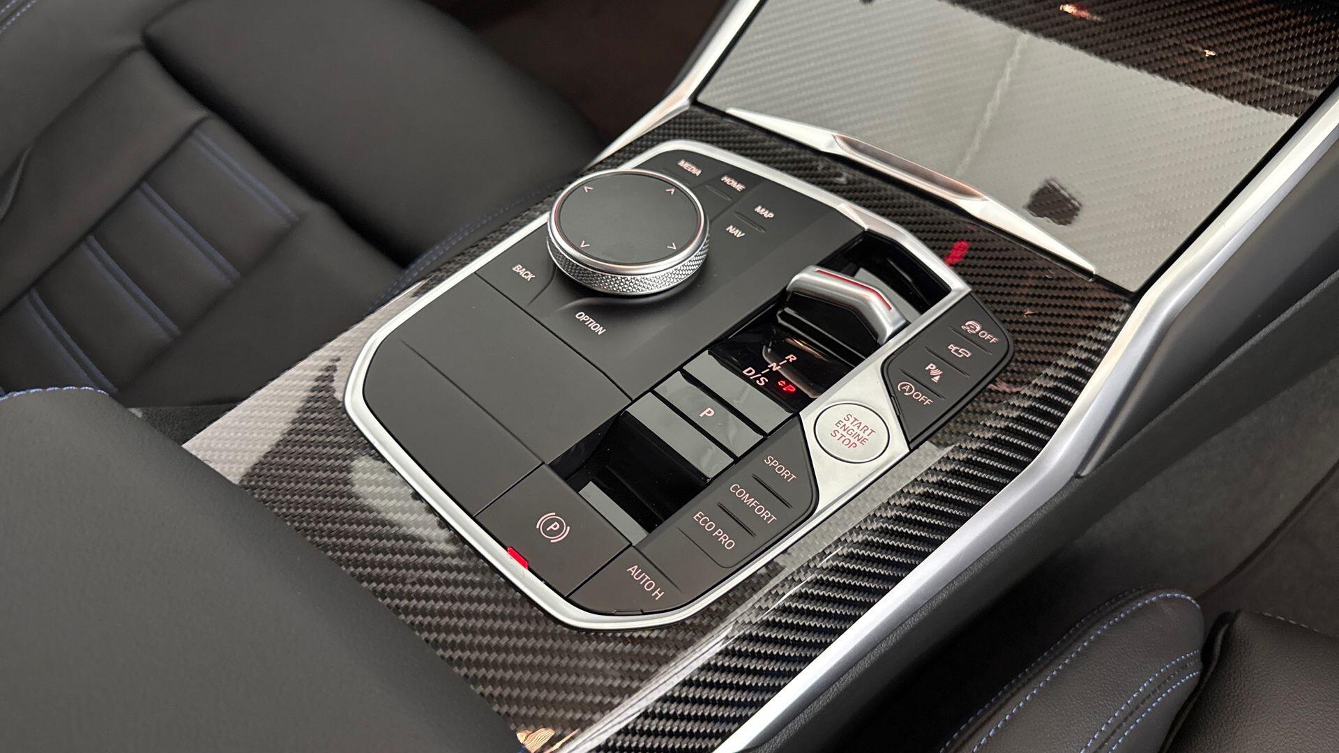 BMW 3 Series view 10
