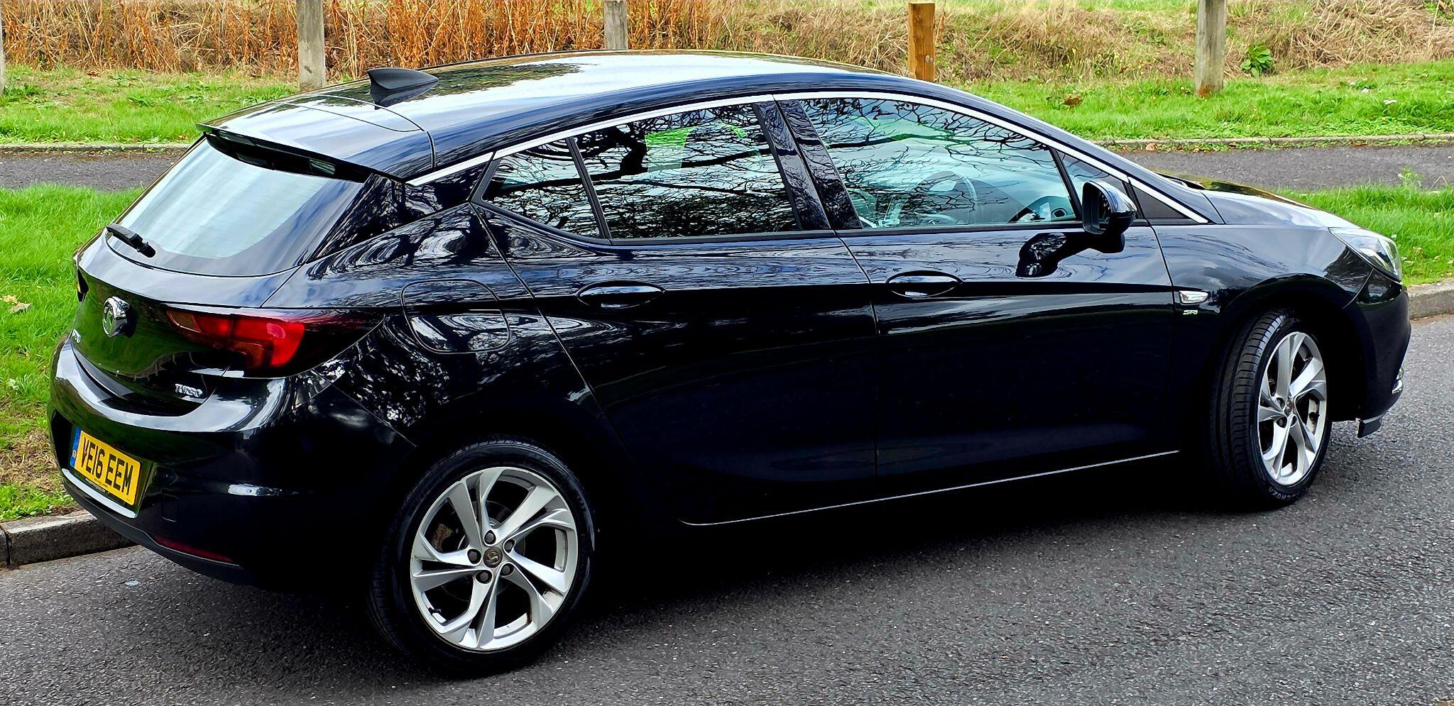 Vauxhall Astra view 11