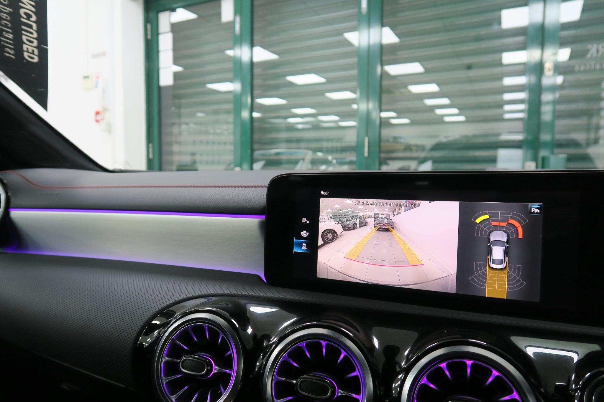 Mercedes-Benz Cla view 15