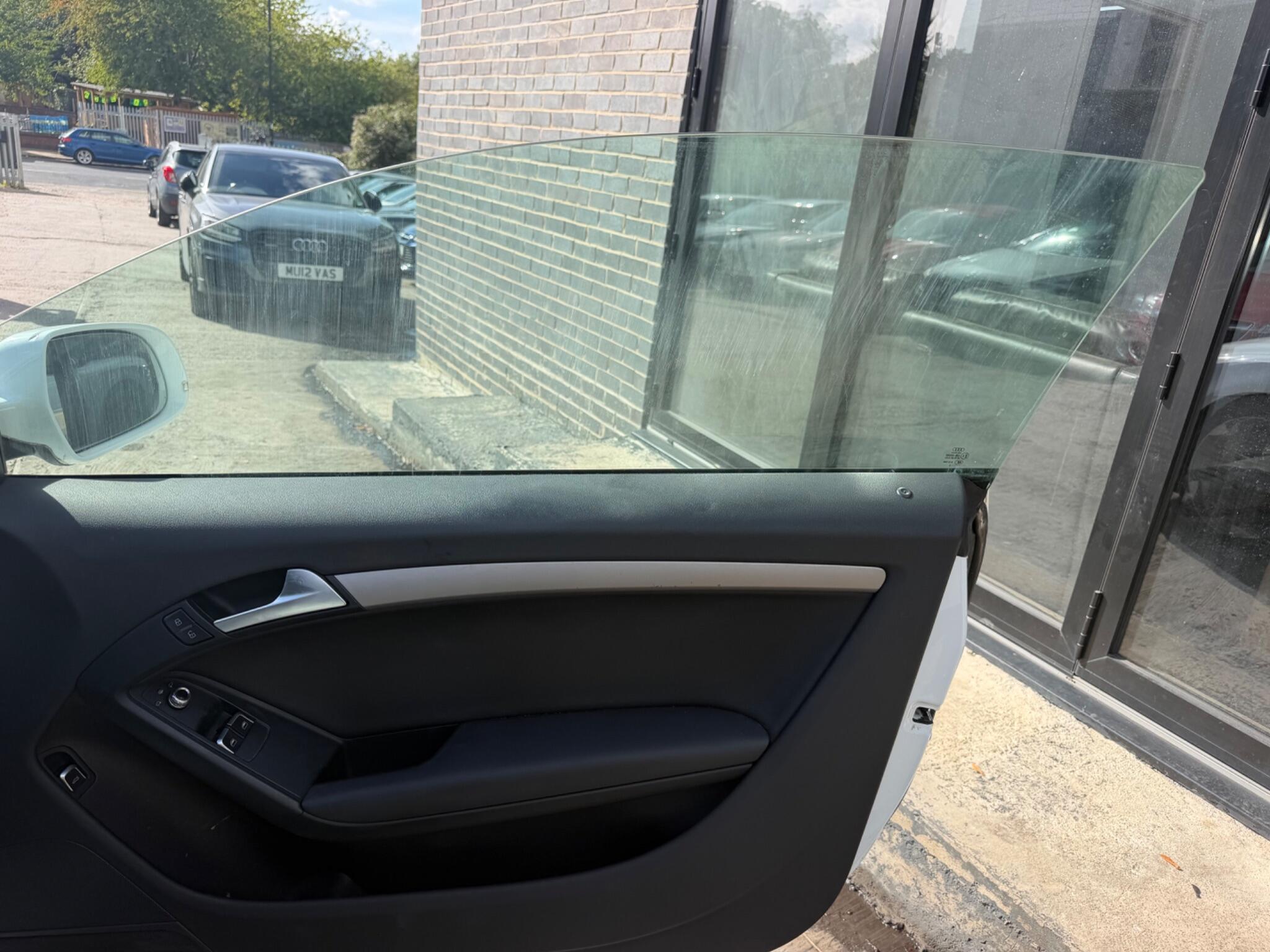 Audi A5 view 9