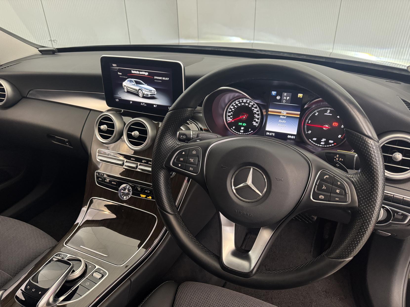 Mercedes-Benz C Class view 49