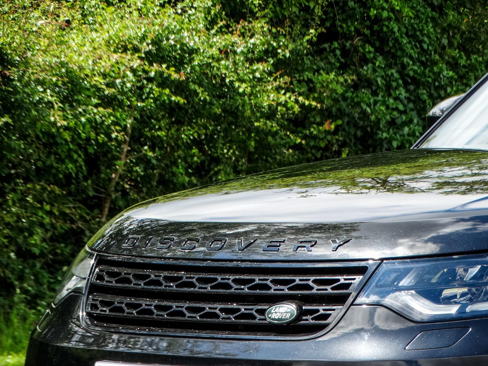 Land Rover Discovery 3 view 10