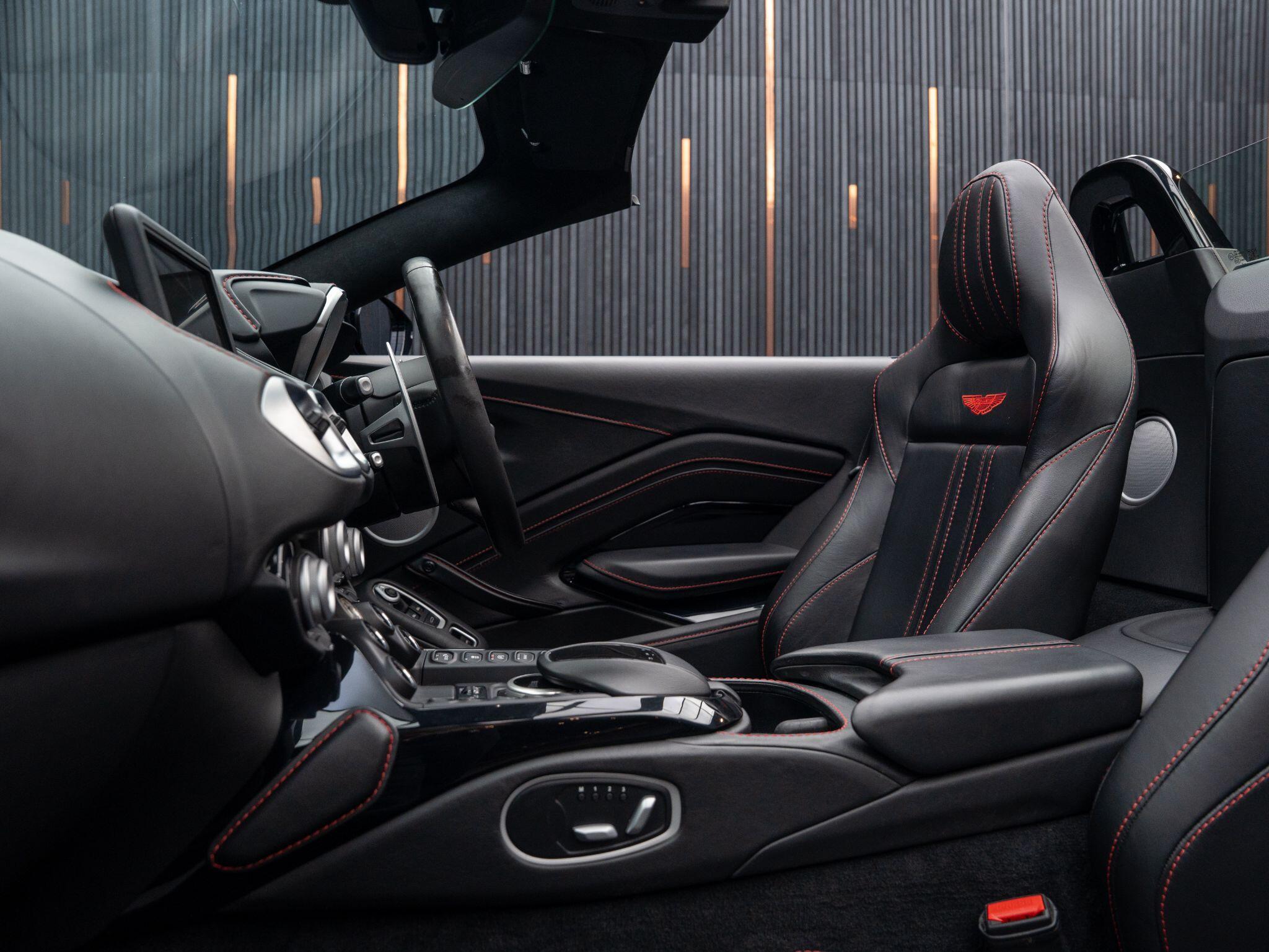 Aston Martin Vantage view 35
