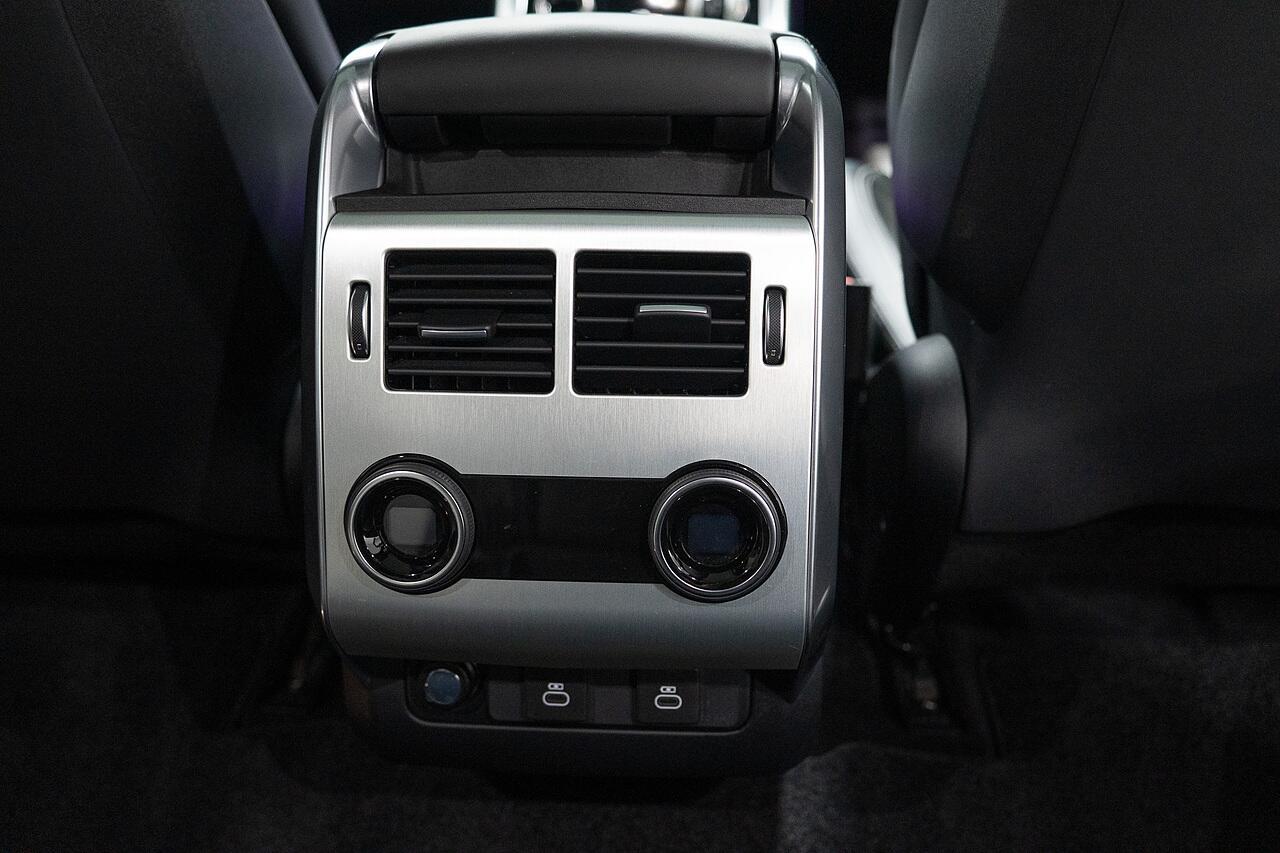 Land Rover Range Rover Sport view 28