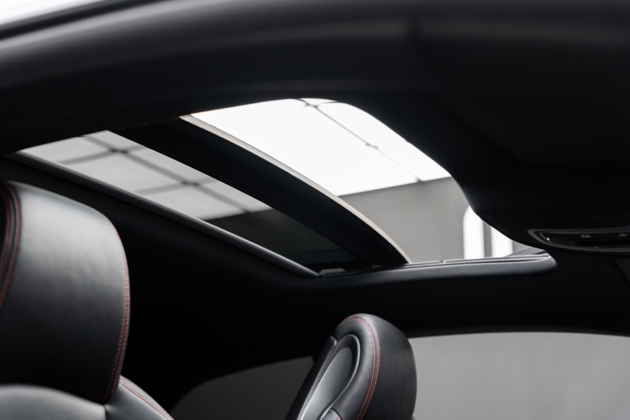 Audi RS5 view 11