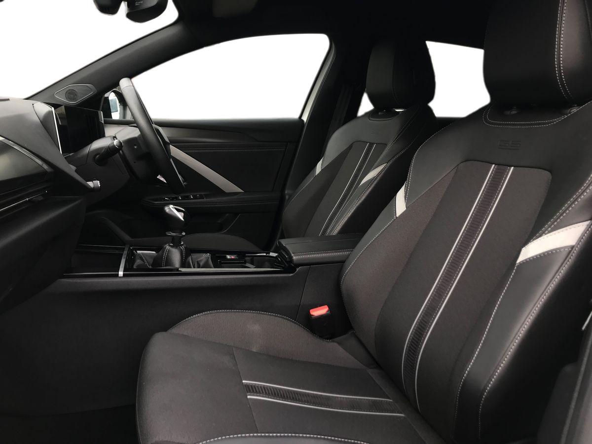 Vauxhall Astra view 6